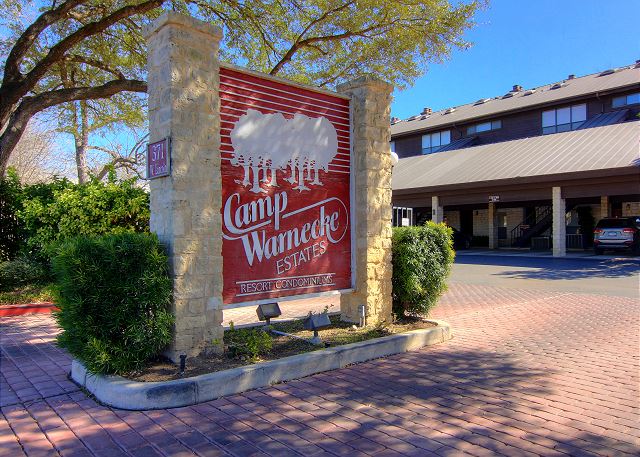 This fabulous 3/2 condo at Camp Warnecke Estates is on the banks of the beautiful Comal River