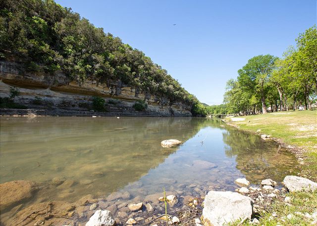 Direct Guadalupe River Access! 