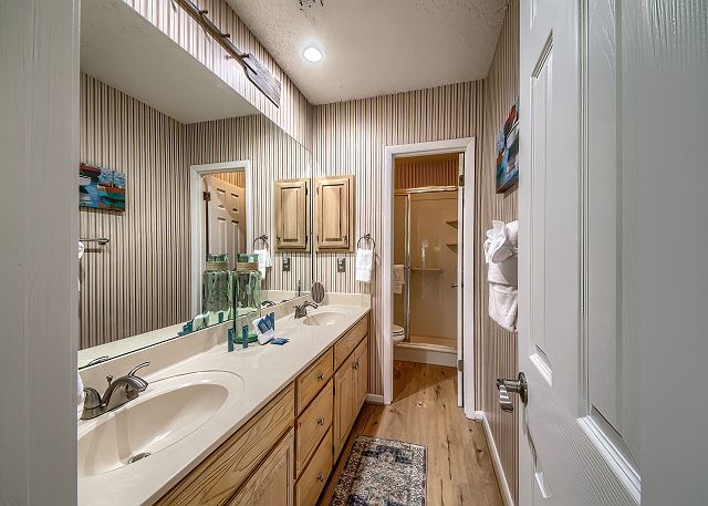 Master Bathroom! 