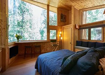 Master bedroom has beautiful views of suicide rock.