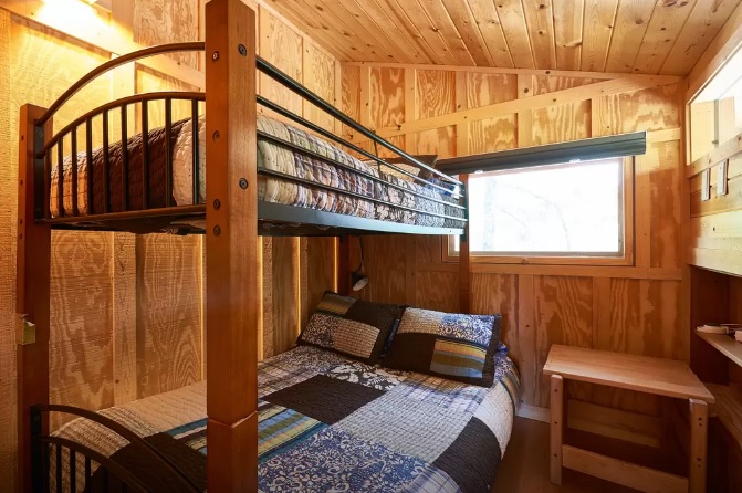 3rd bedroom with bunk beds. -Original