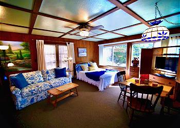 Welcome to Tuckett Inn!