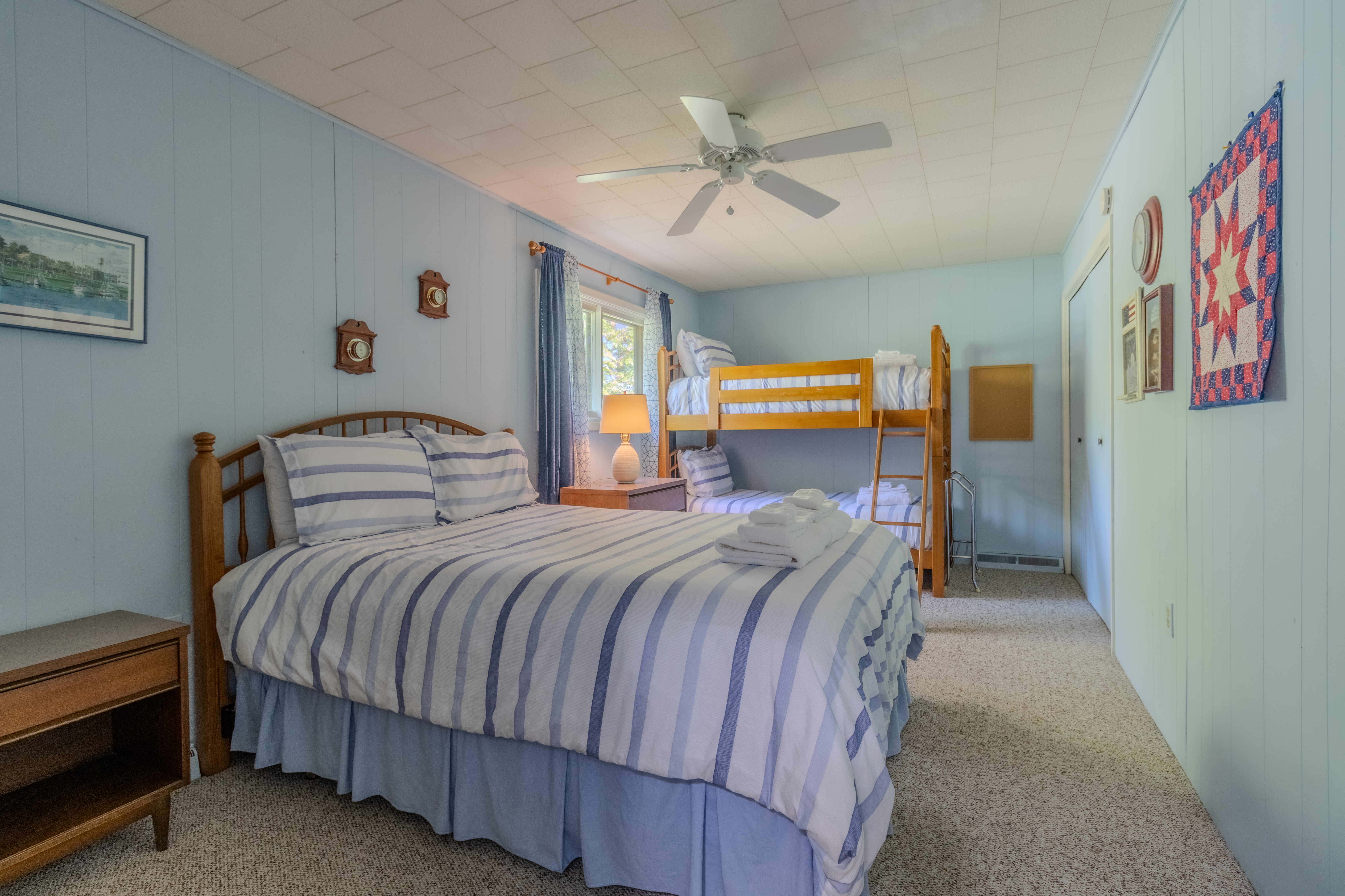 All About Town | Photo 8