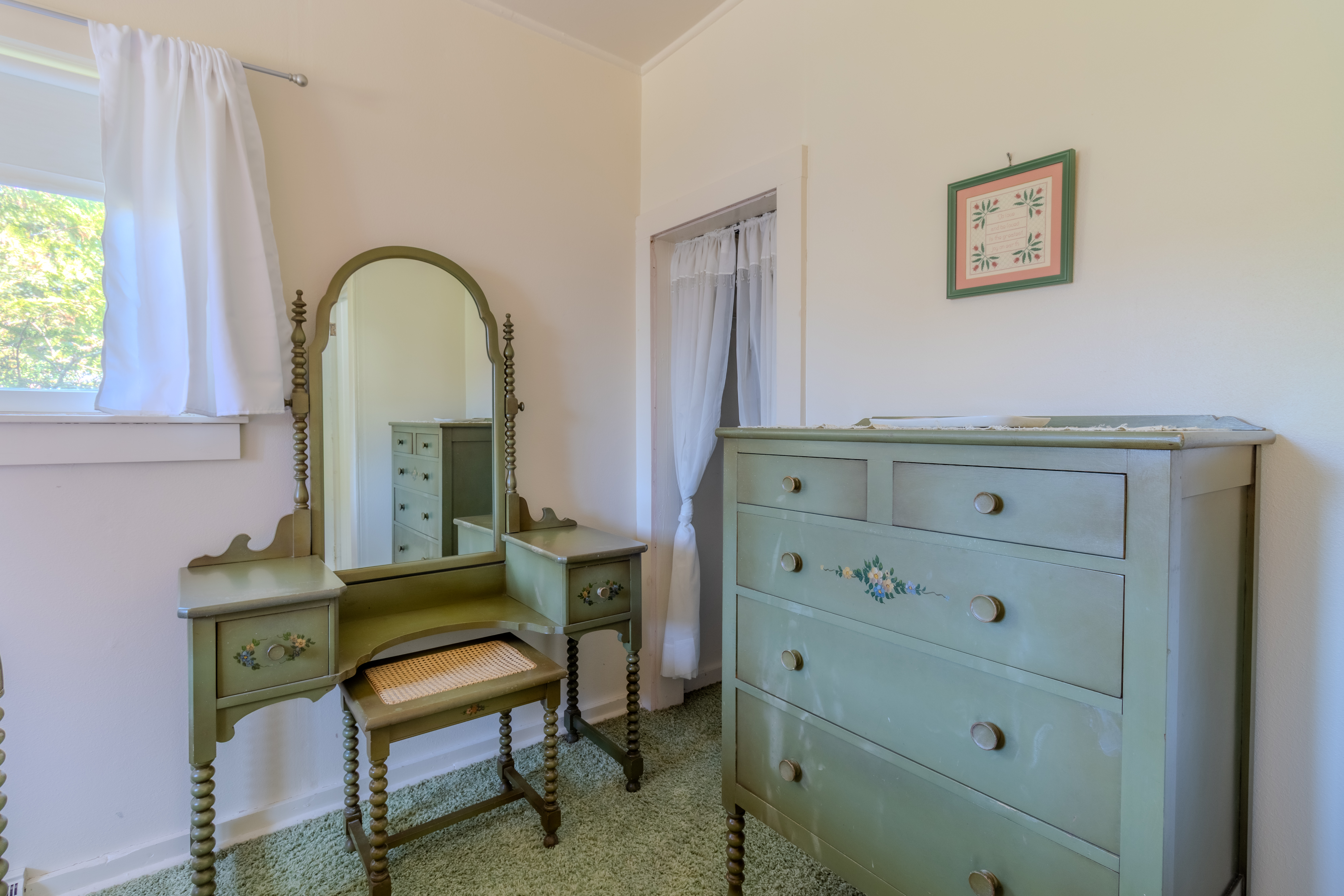 All About Town | Photo 6