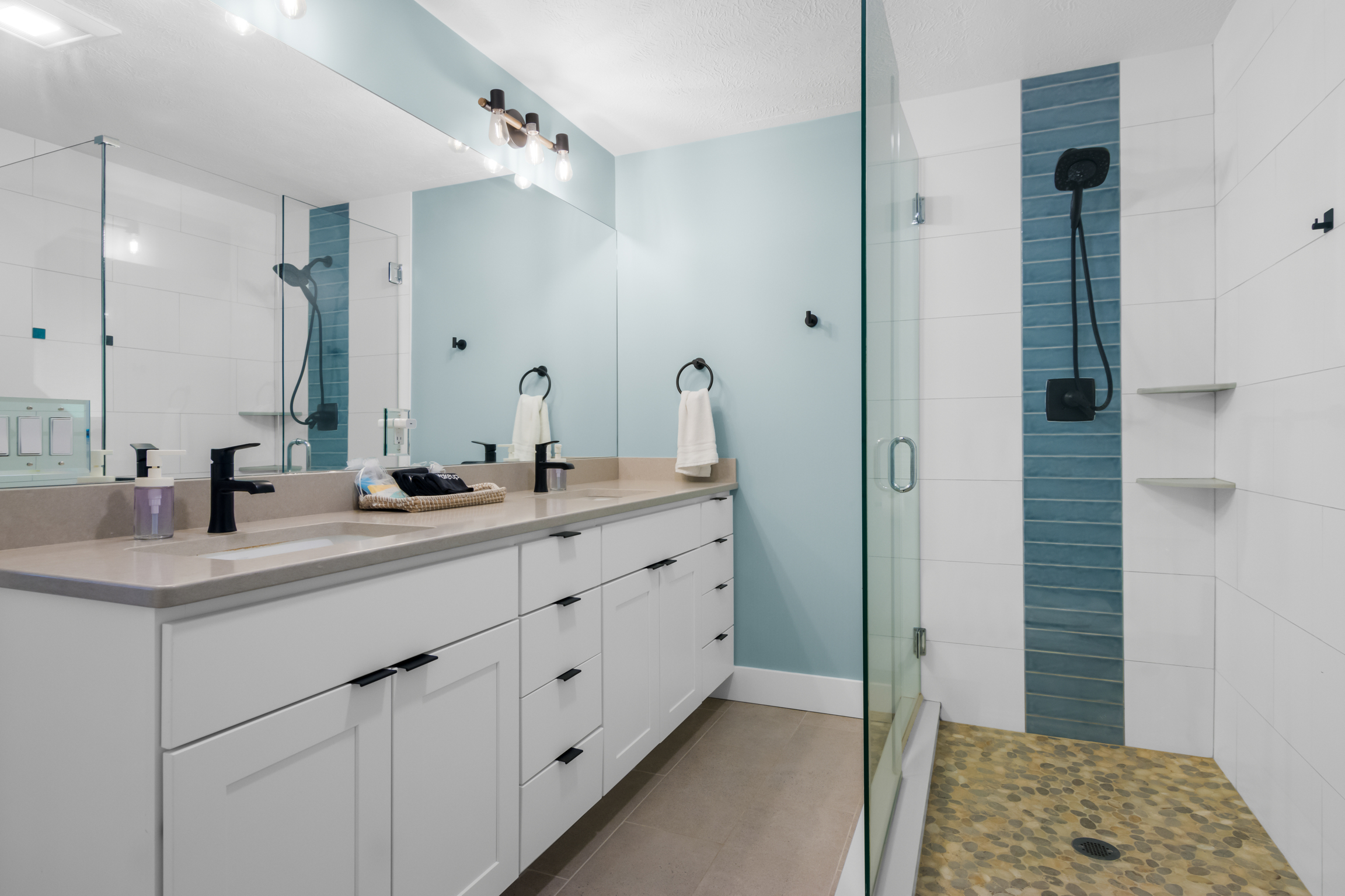 Blue Haven | Photo 26