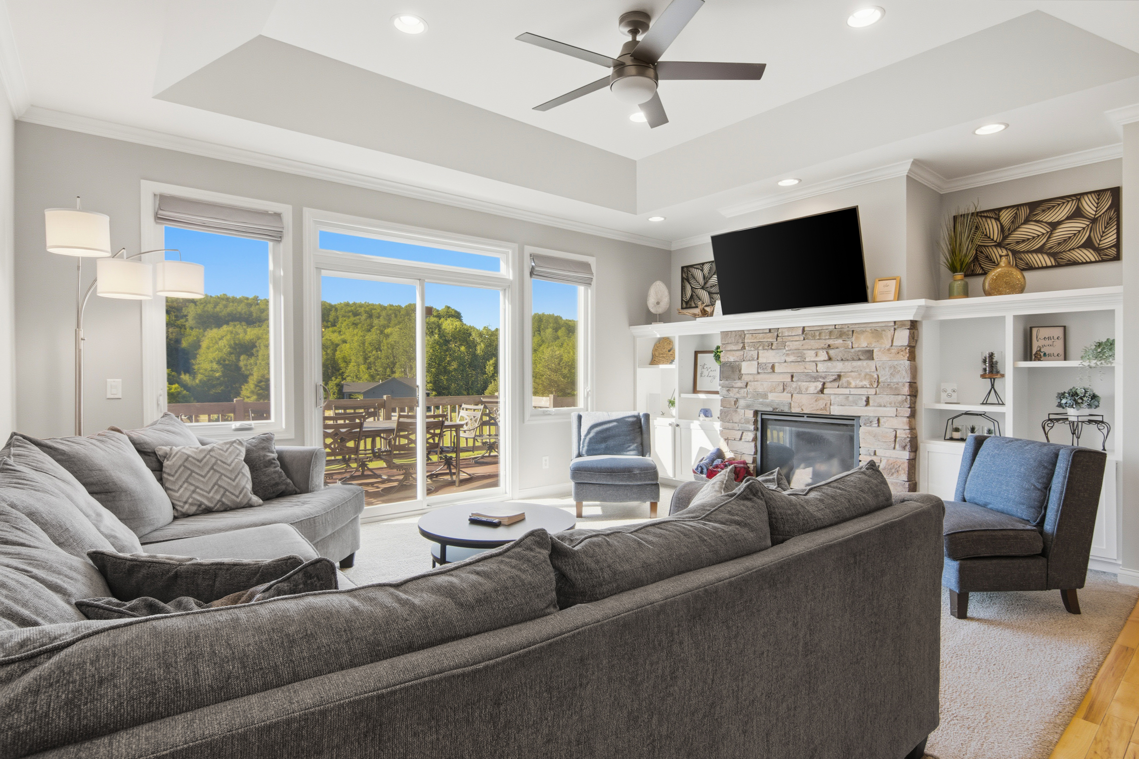 Blue Valley | Photo 10