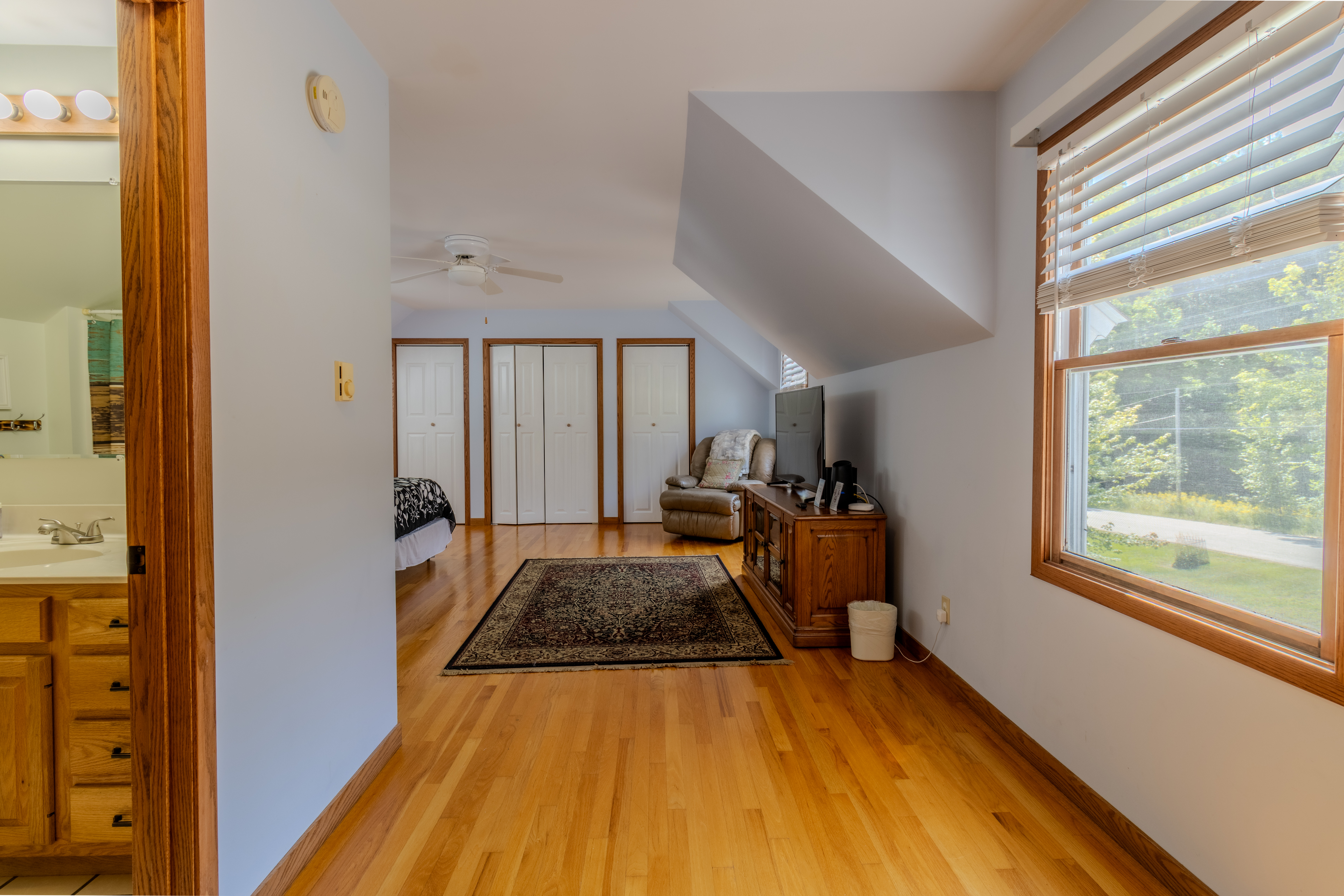 Primary Bedroom 1 (Upper Level) - King