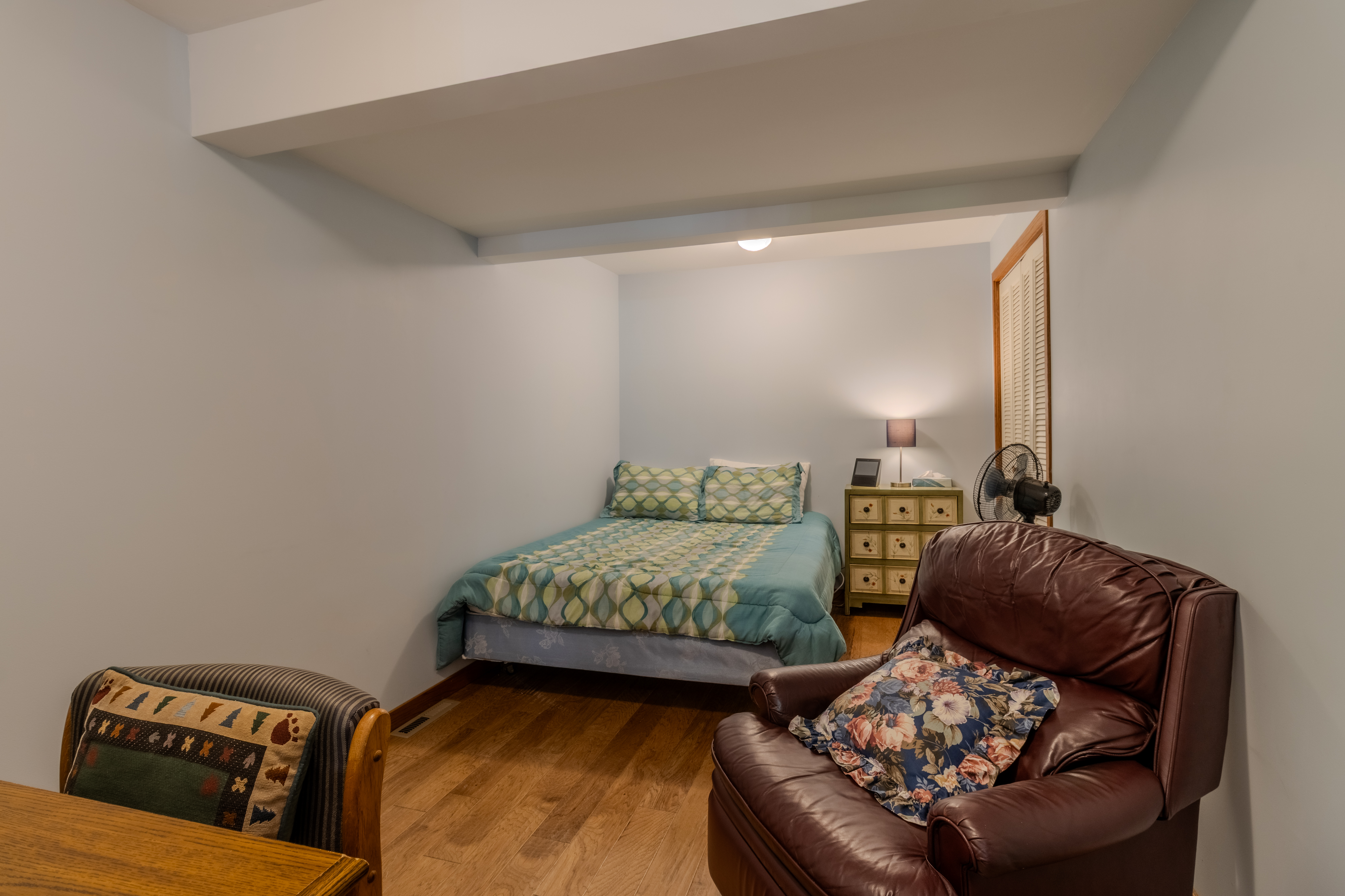 Bedroom 4 (Lower Level) - Queen