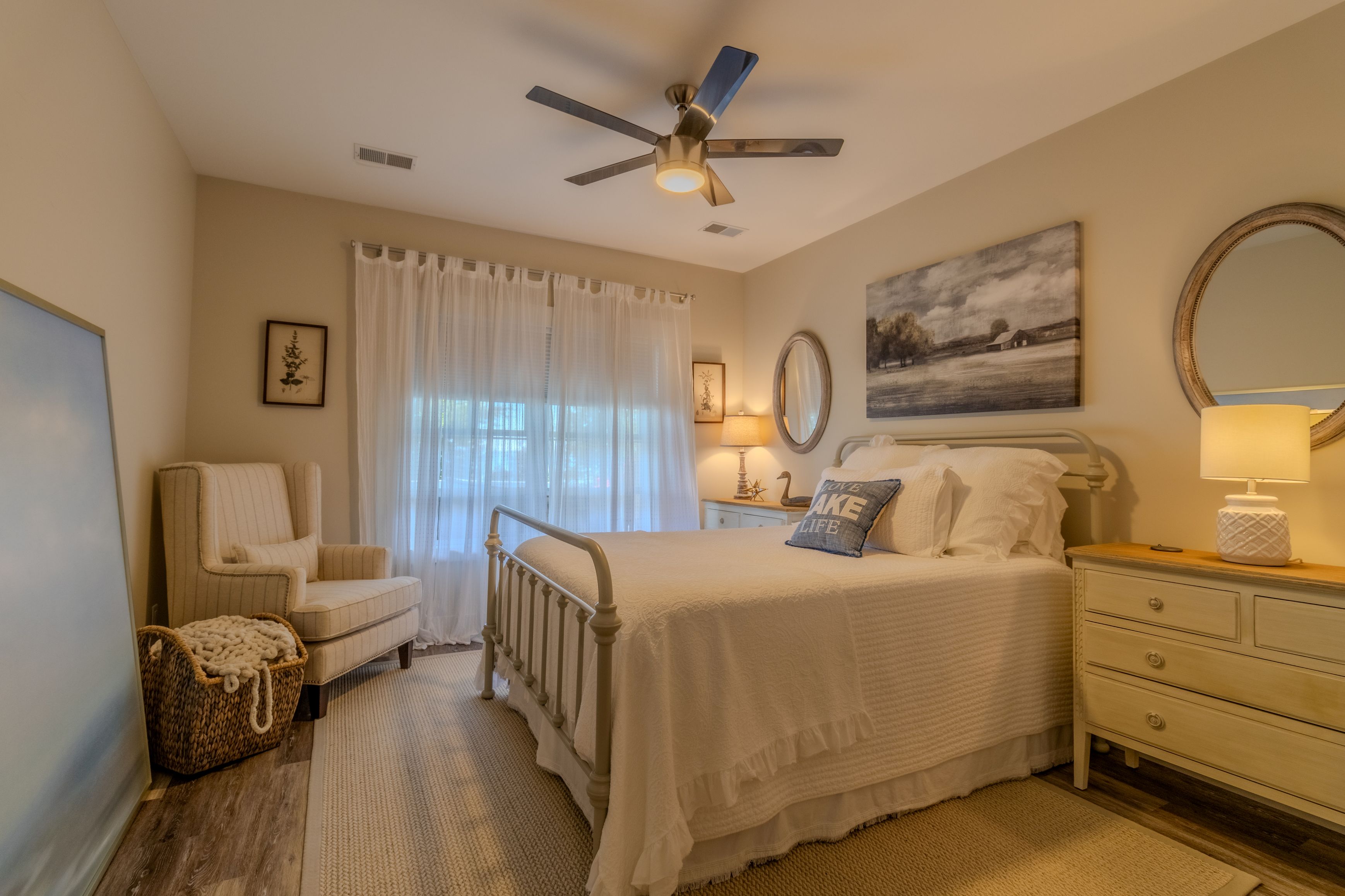 Chateau Sunrise | Photo 35