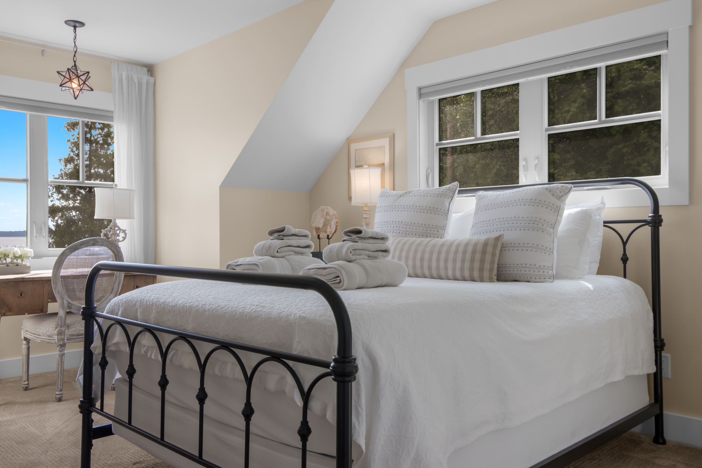 Chateau Sunrise | Photo 26