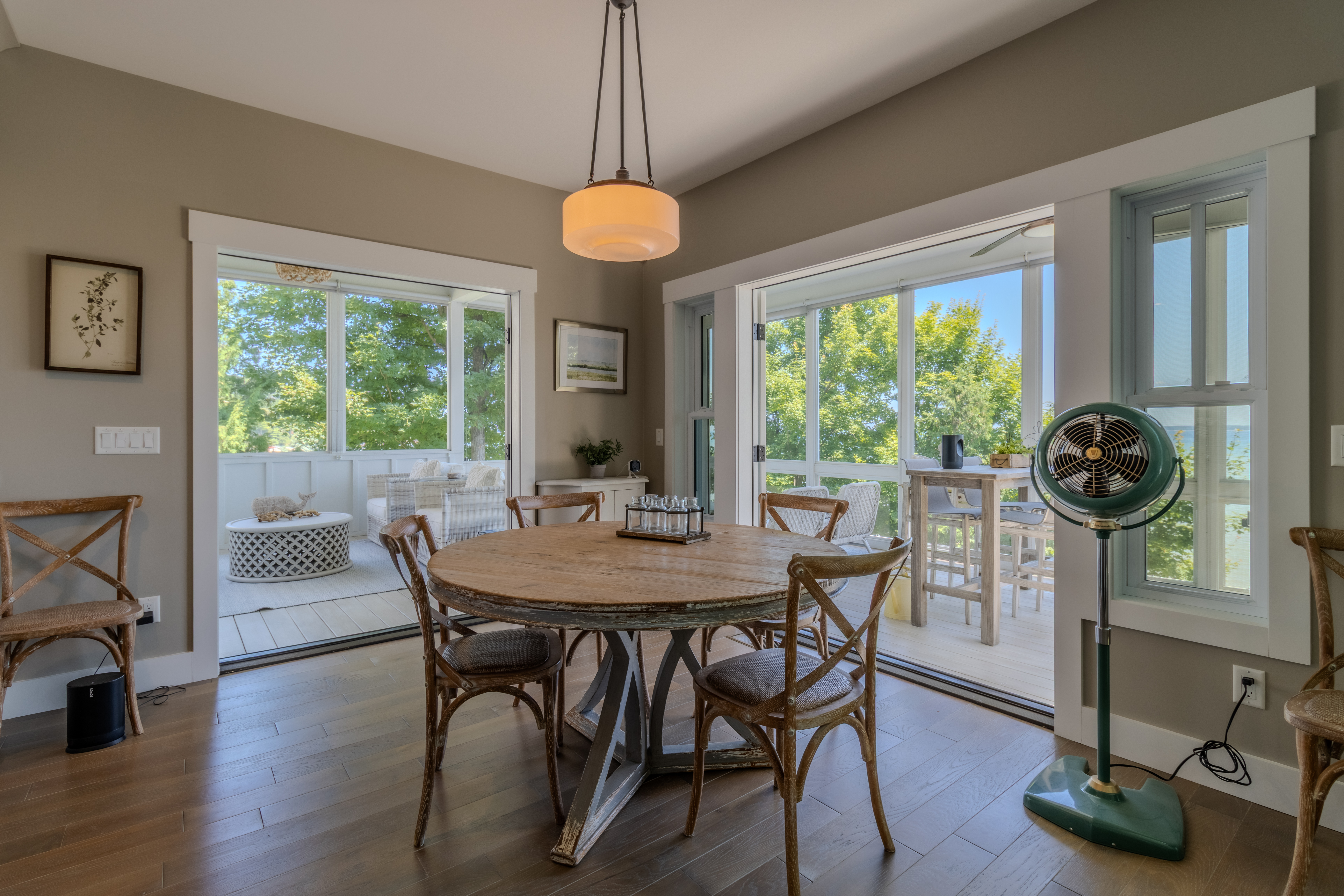 Chateau Sunrise | Photo 185