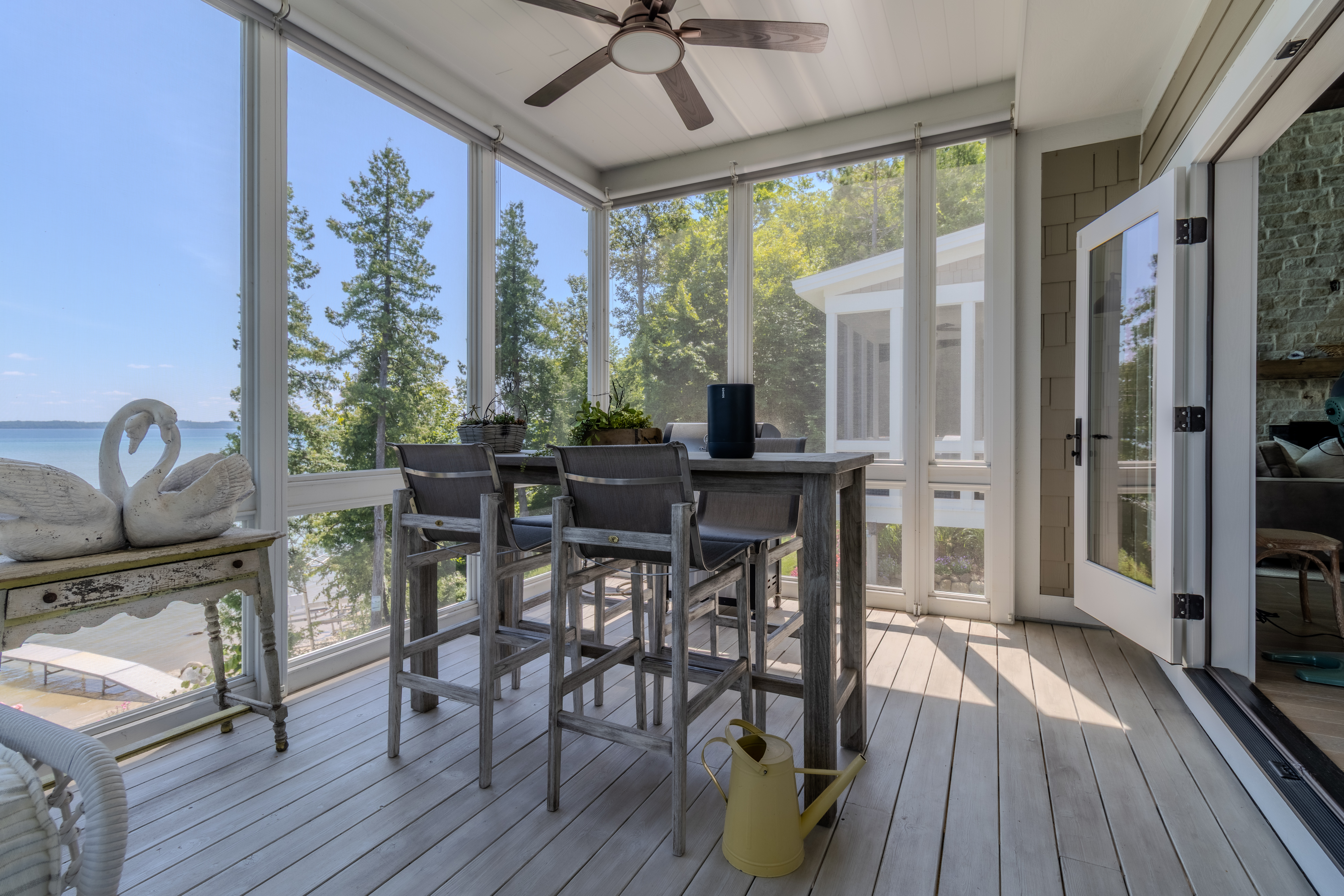 Chateau Sunrise | Photo 17