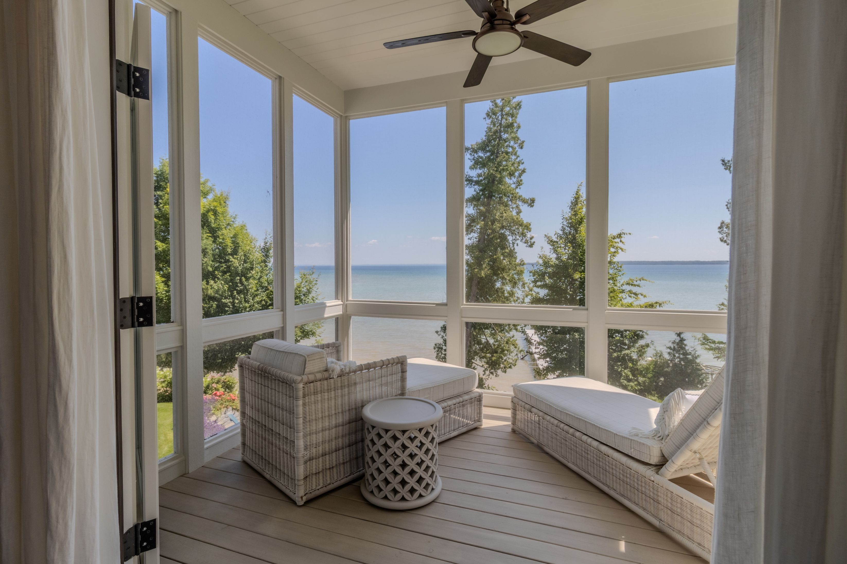 Chateau Sunrise | Photo 44