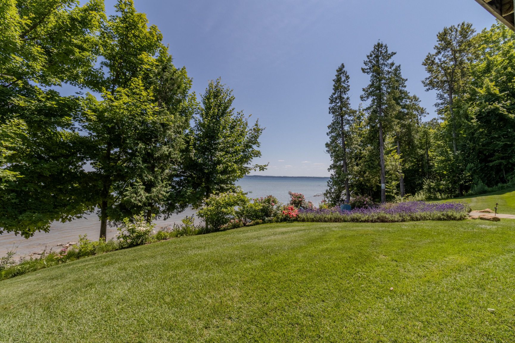 Chateau Sunrise | Photo 28