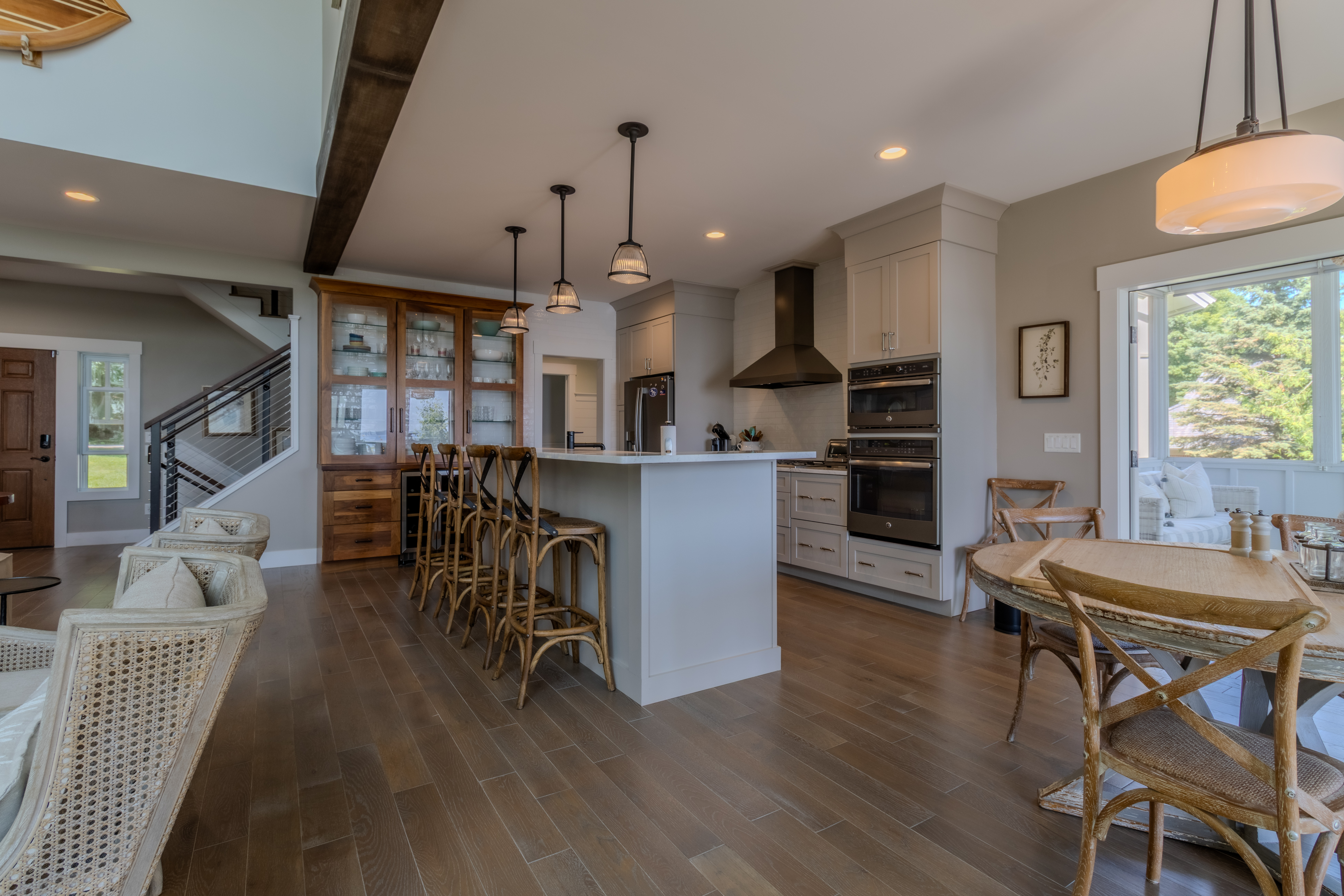 Chateau Sunrise | Photo 9