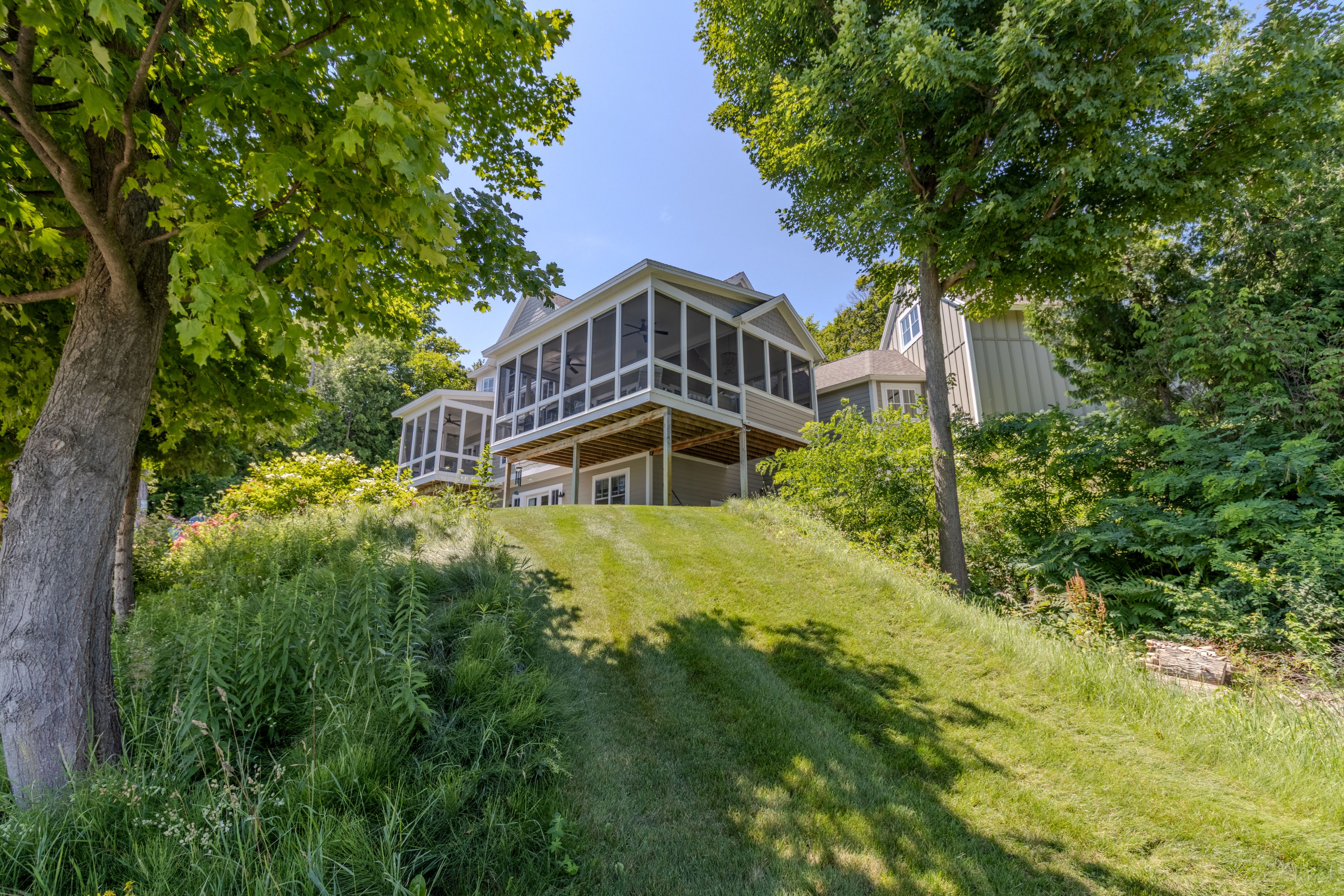 Chateau Sunrise | Photo 60