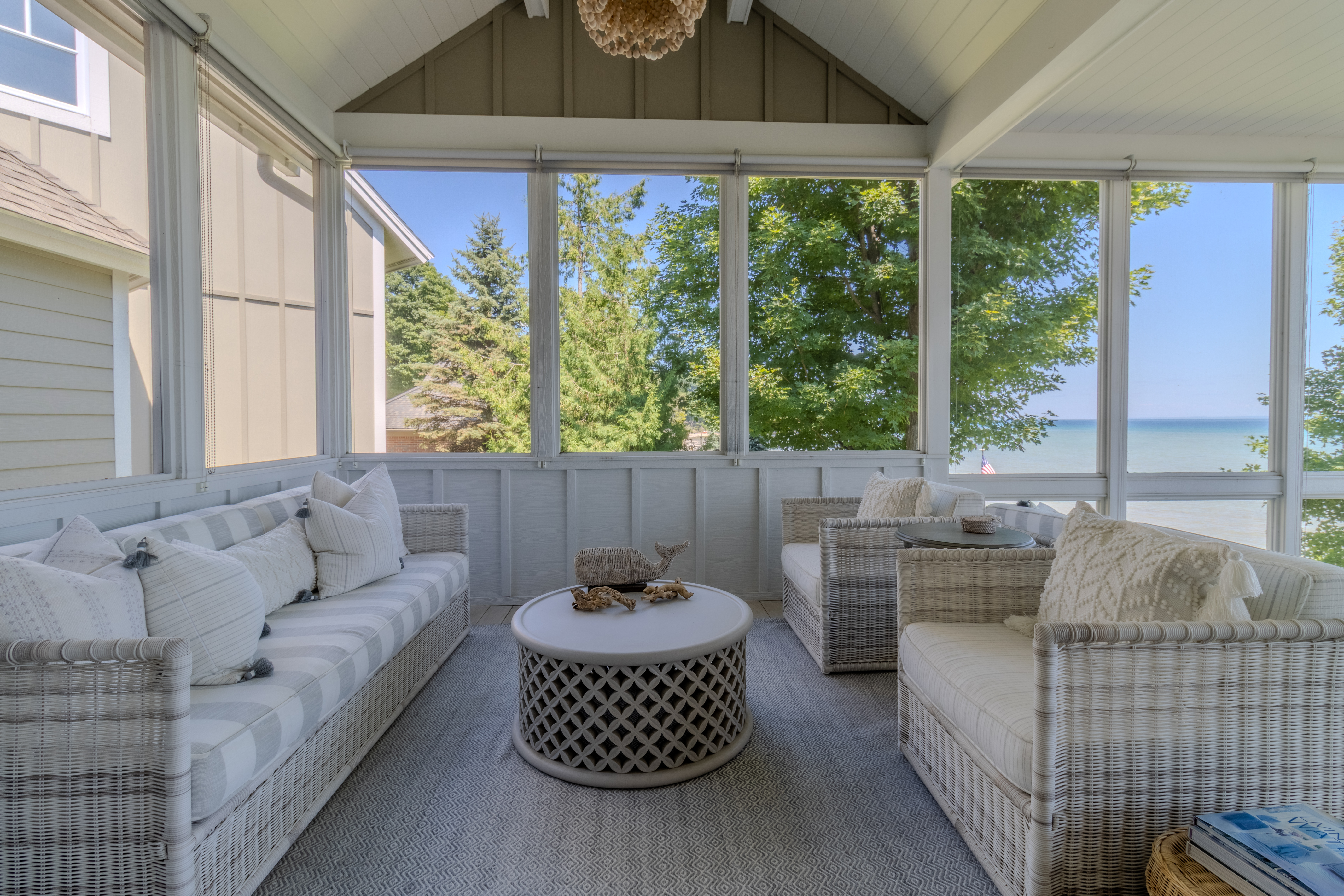 Chateau Sunrise | Photo 16