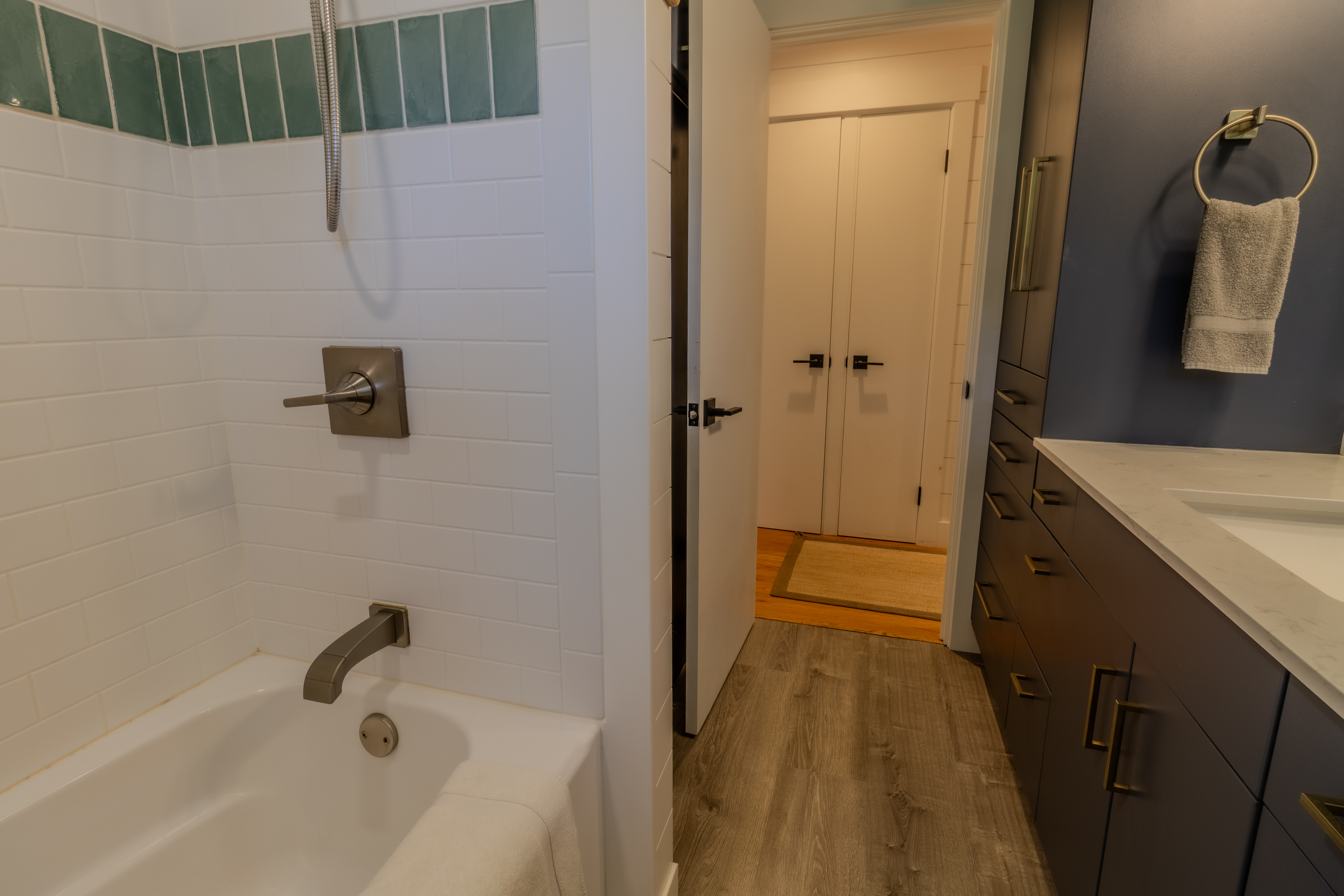 Crystal Views | Photo 4