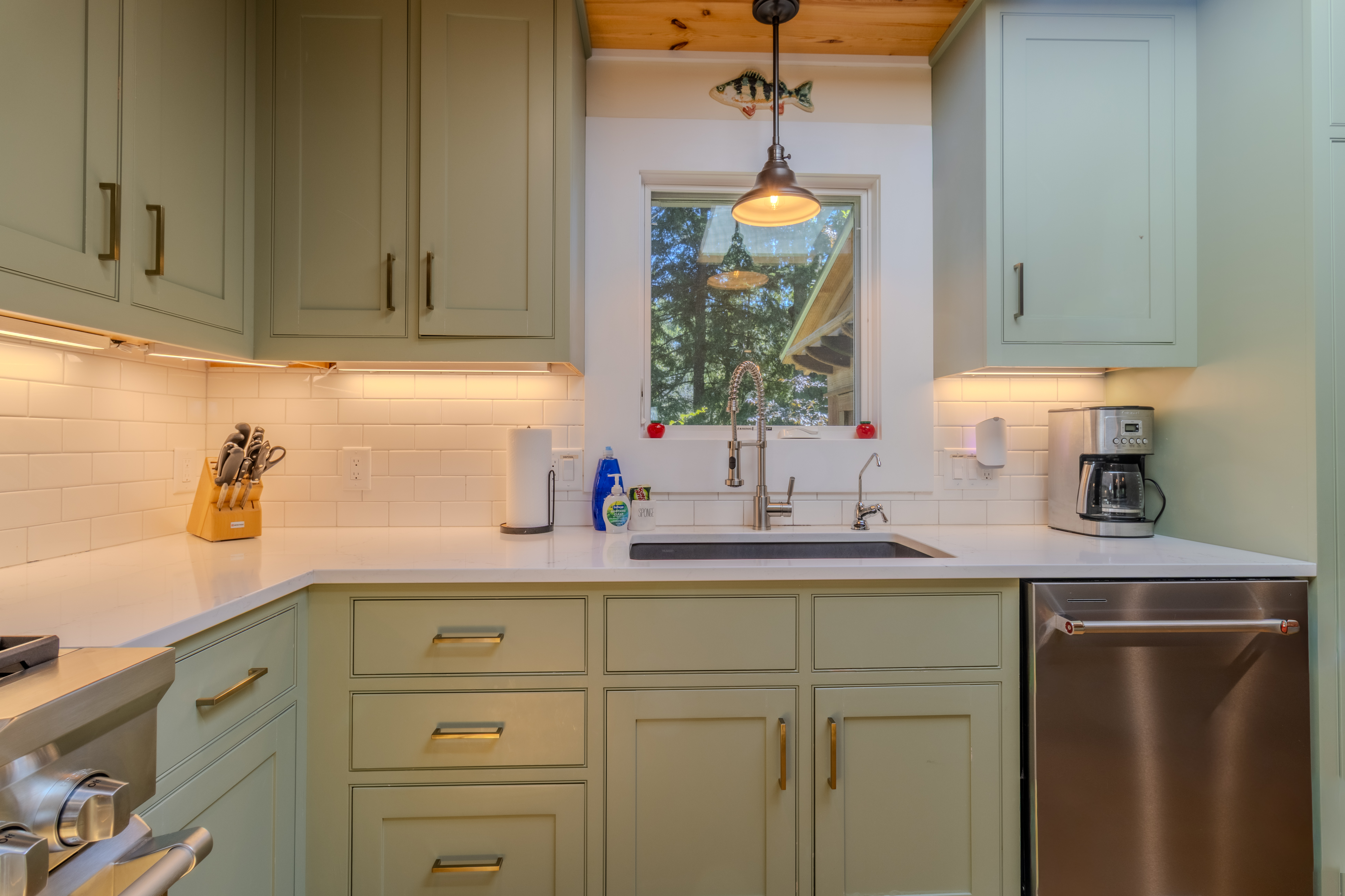 Crystal Views | Photo 3