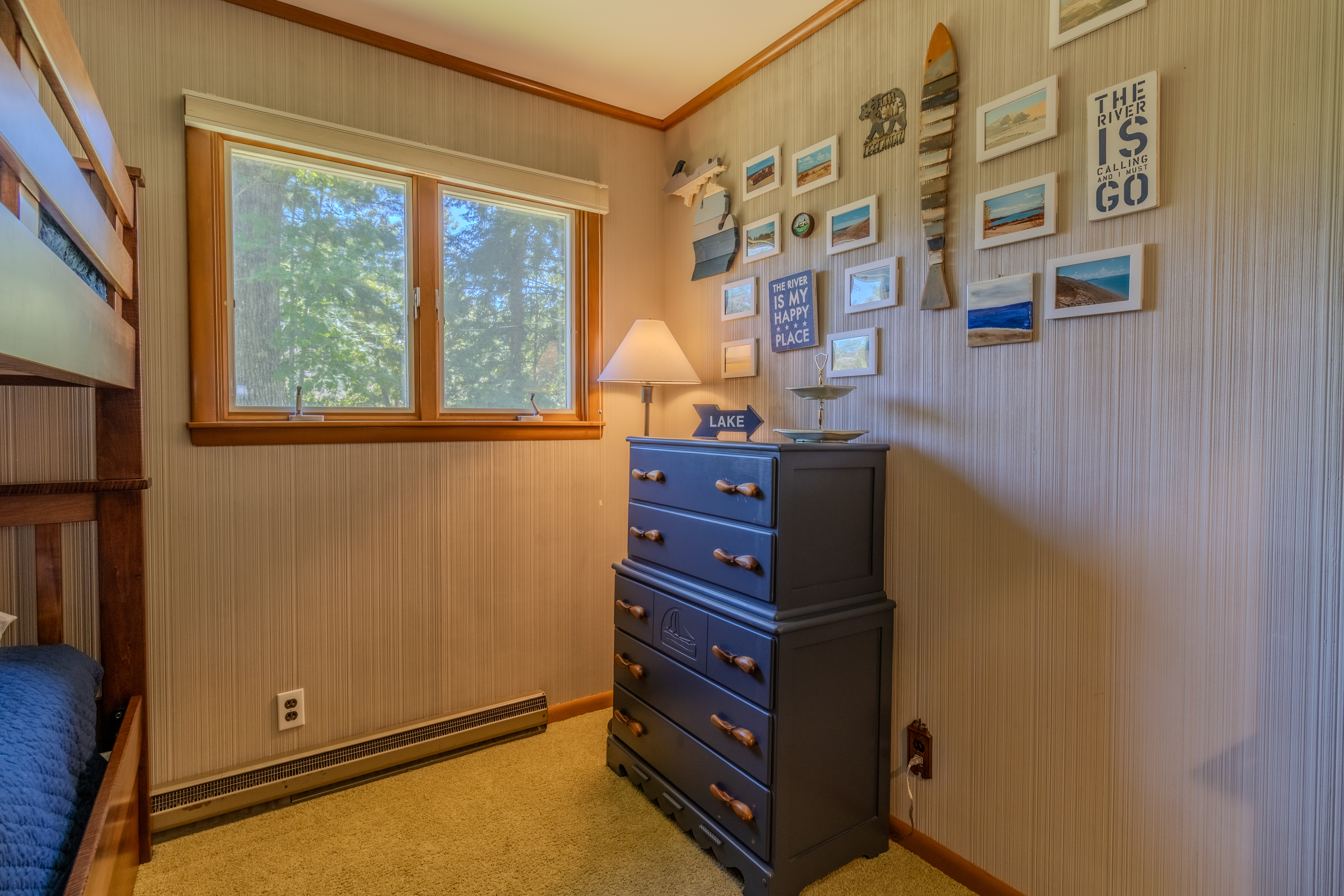 Crystal Views | Photo 52