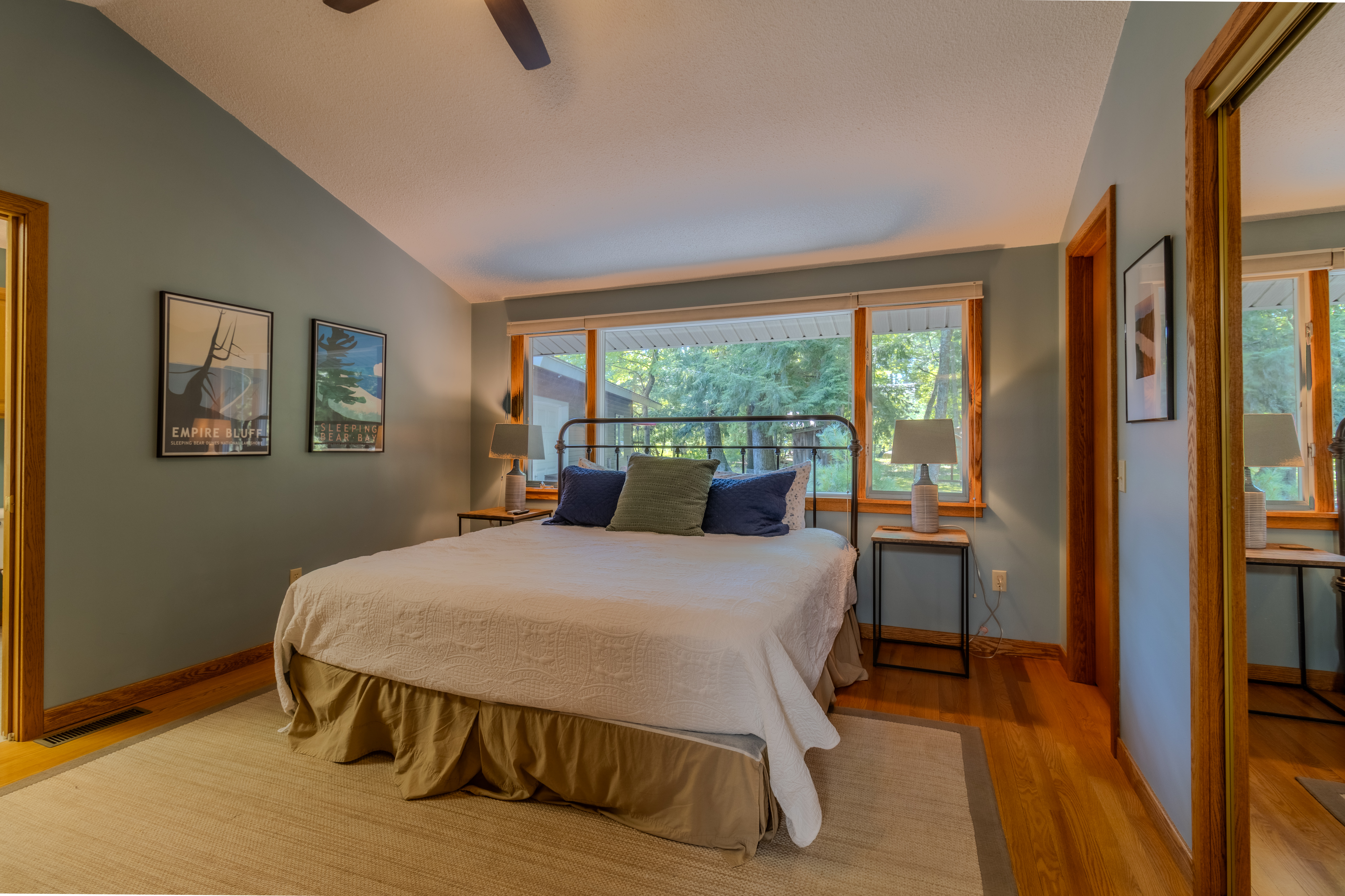 Crystal Views | Photo 26