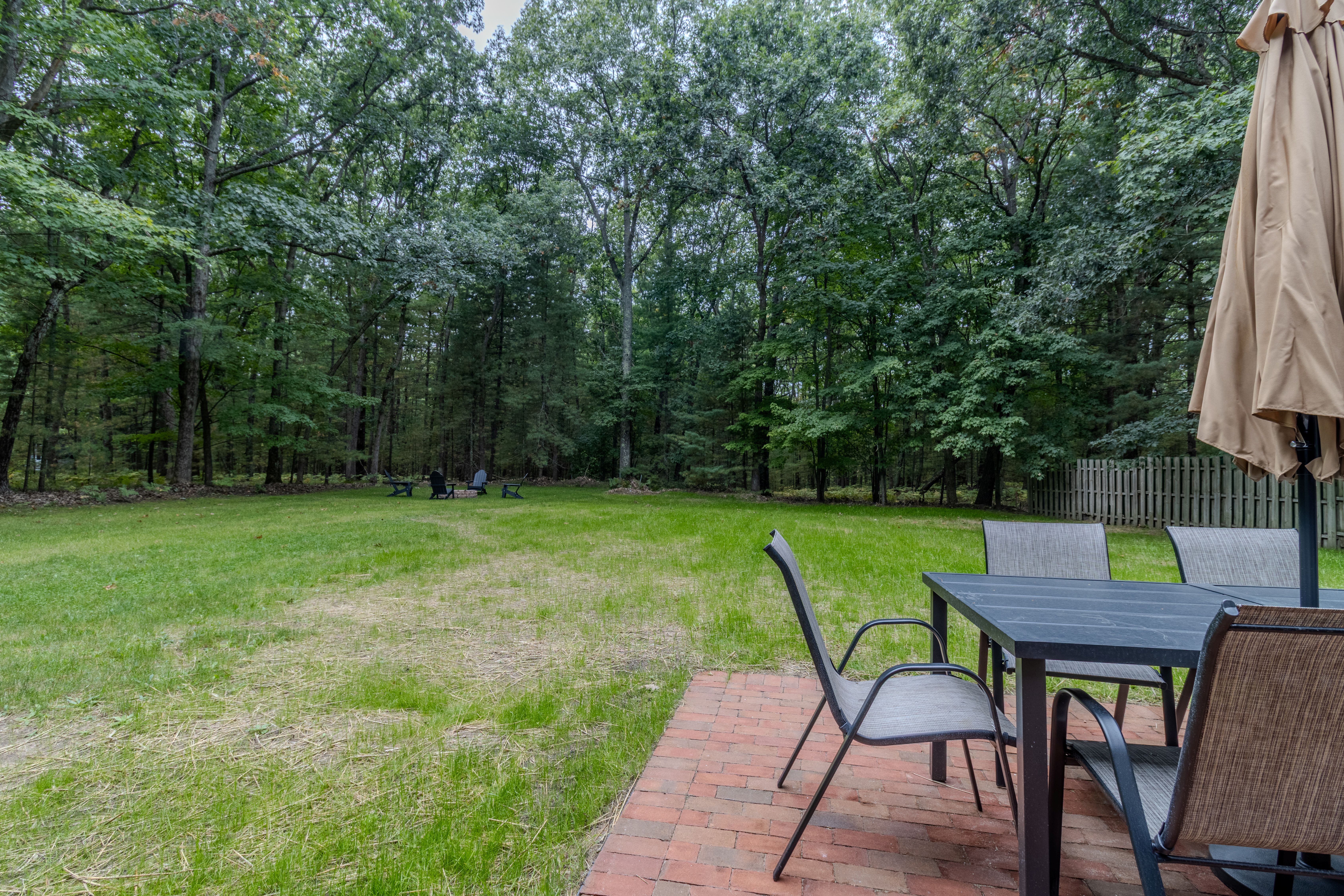 Nestled Ducks | Photo 10