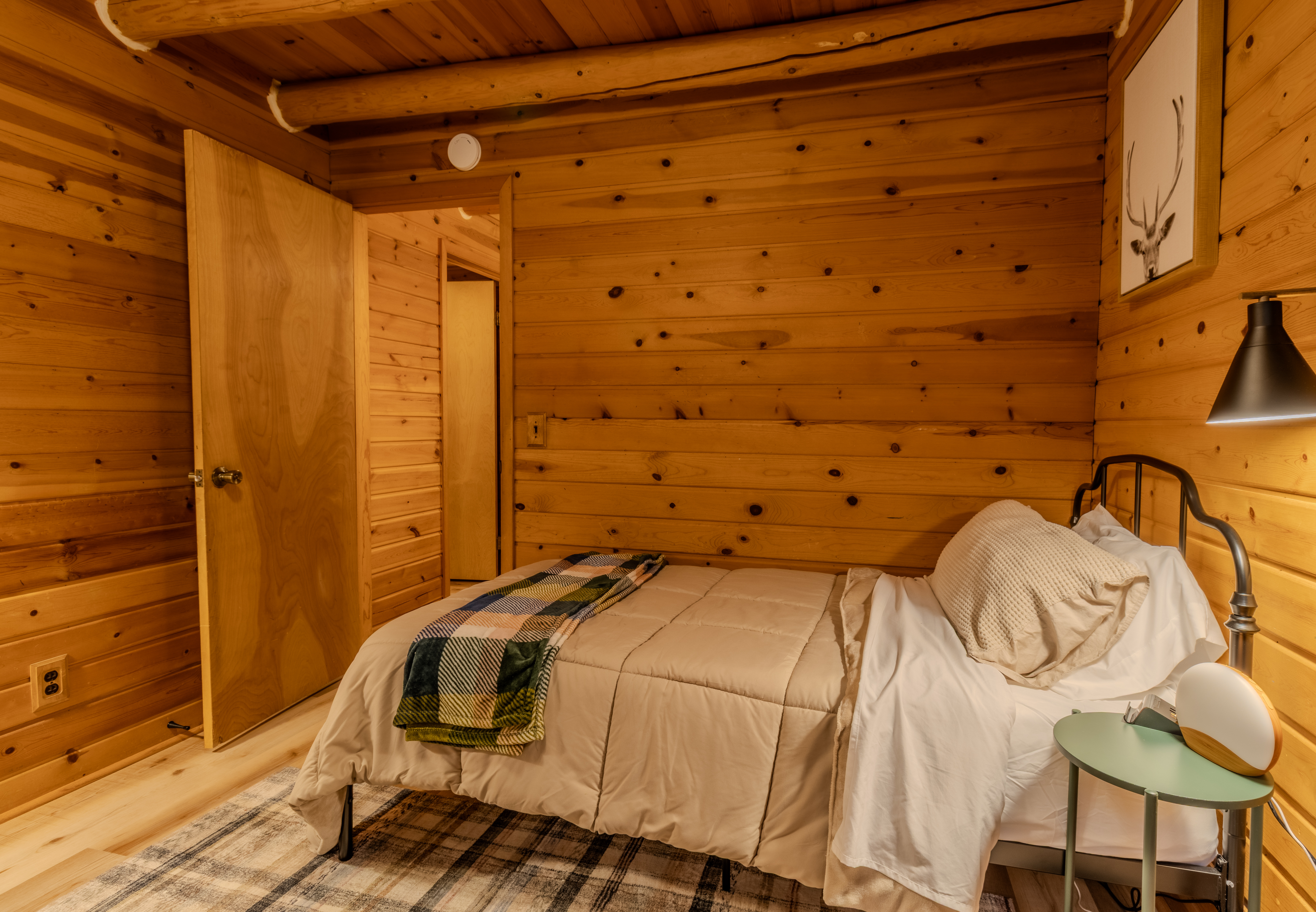 Nestled Ducks | Photo 26