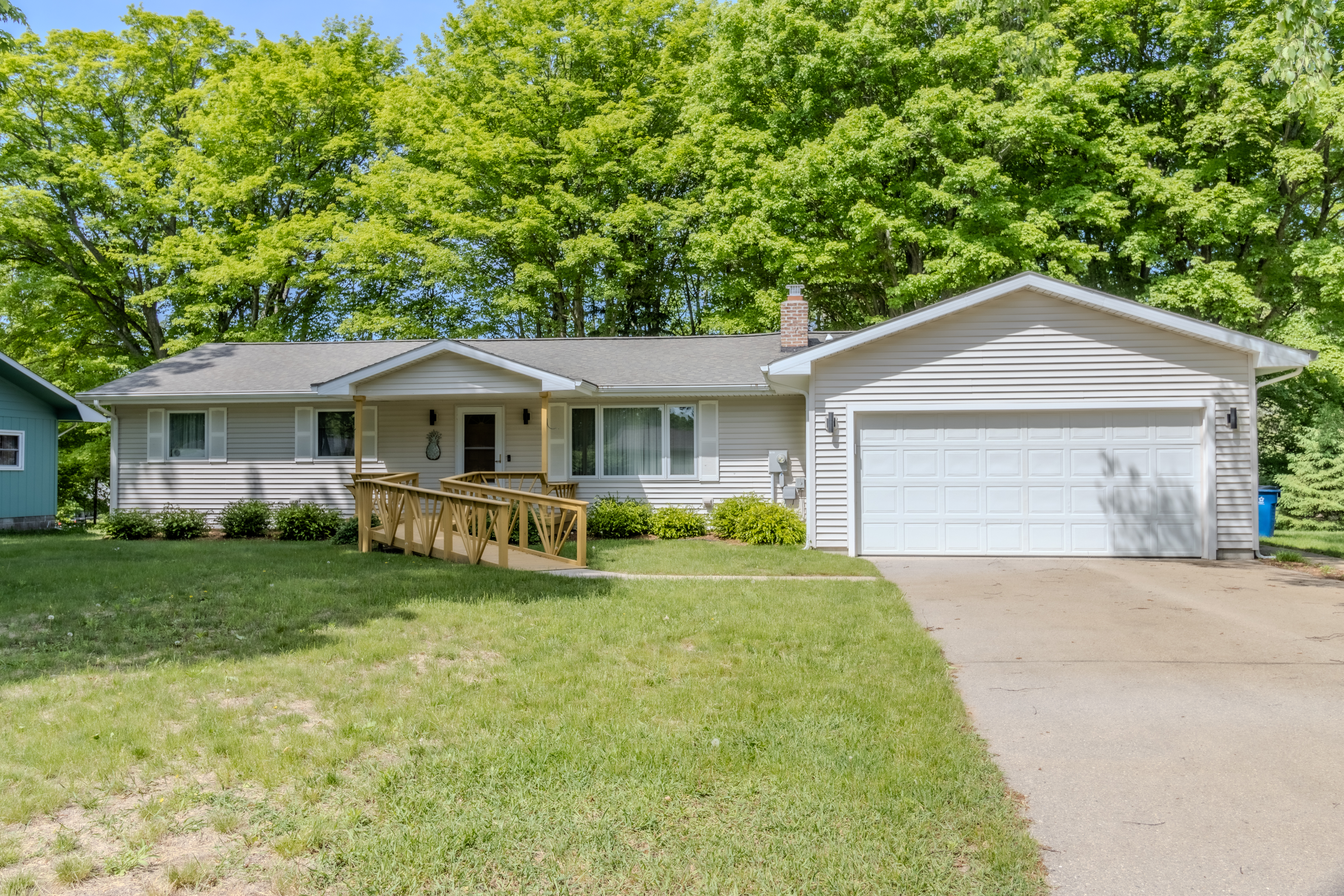 Exterior Front of Home - Parking 