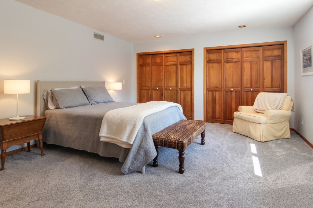 Primary Bedroom 1 - Queen 