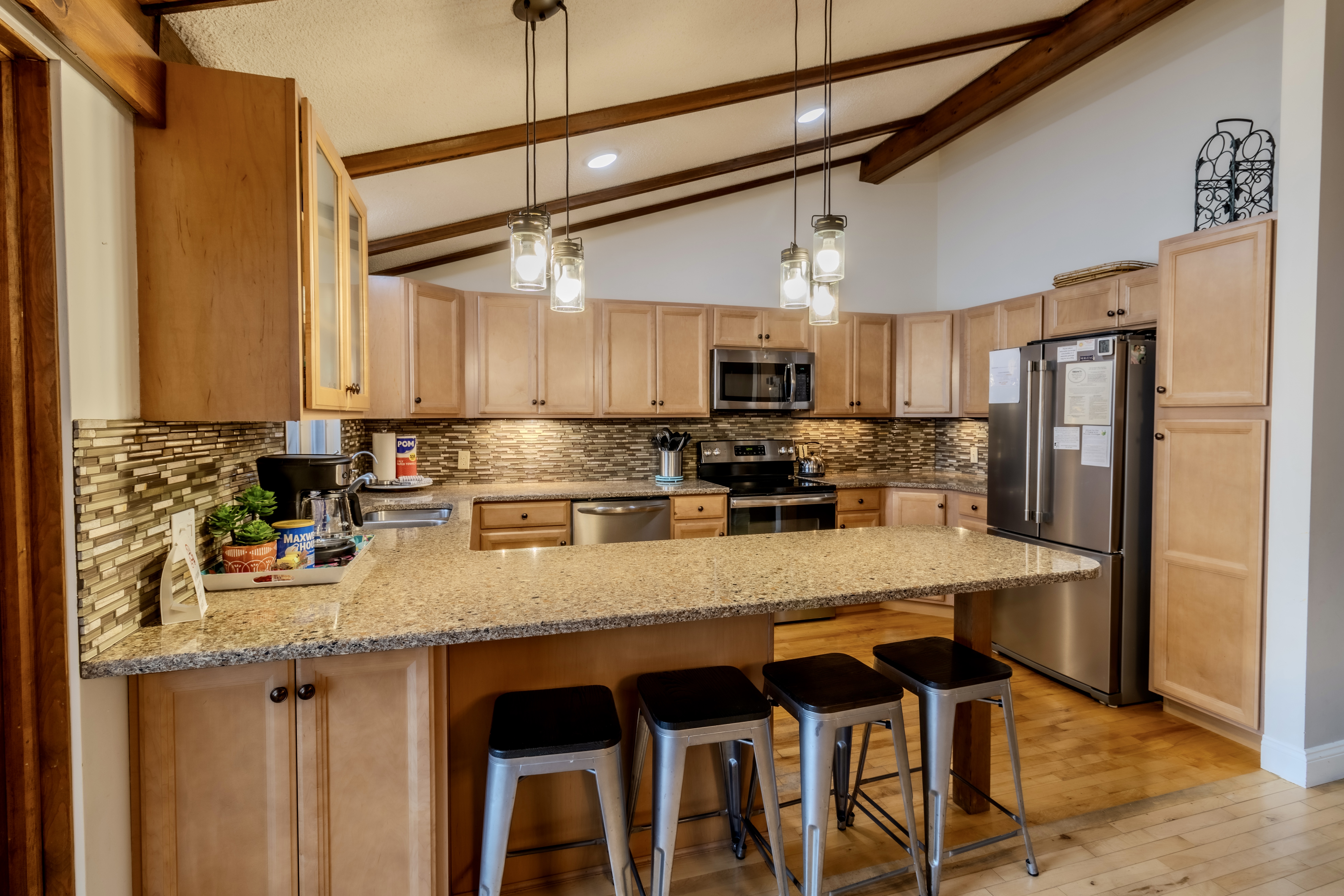 Splendor on Suttons Bay | Photo 117