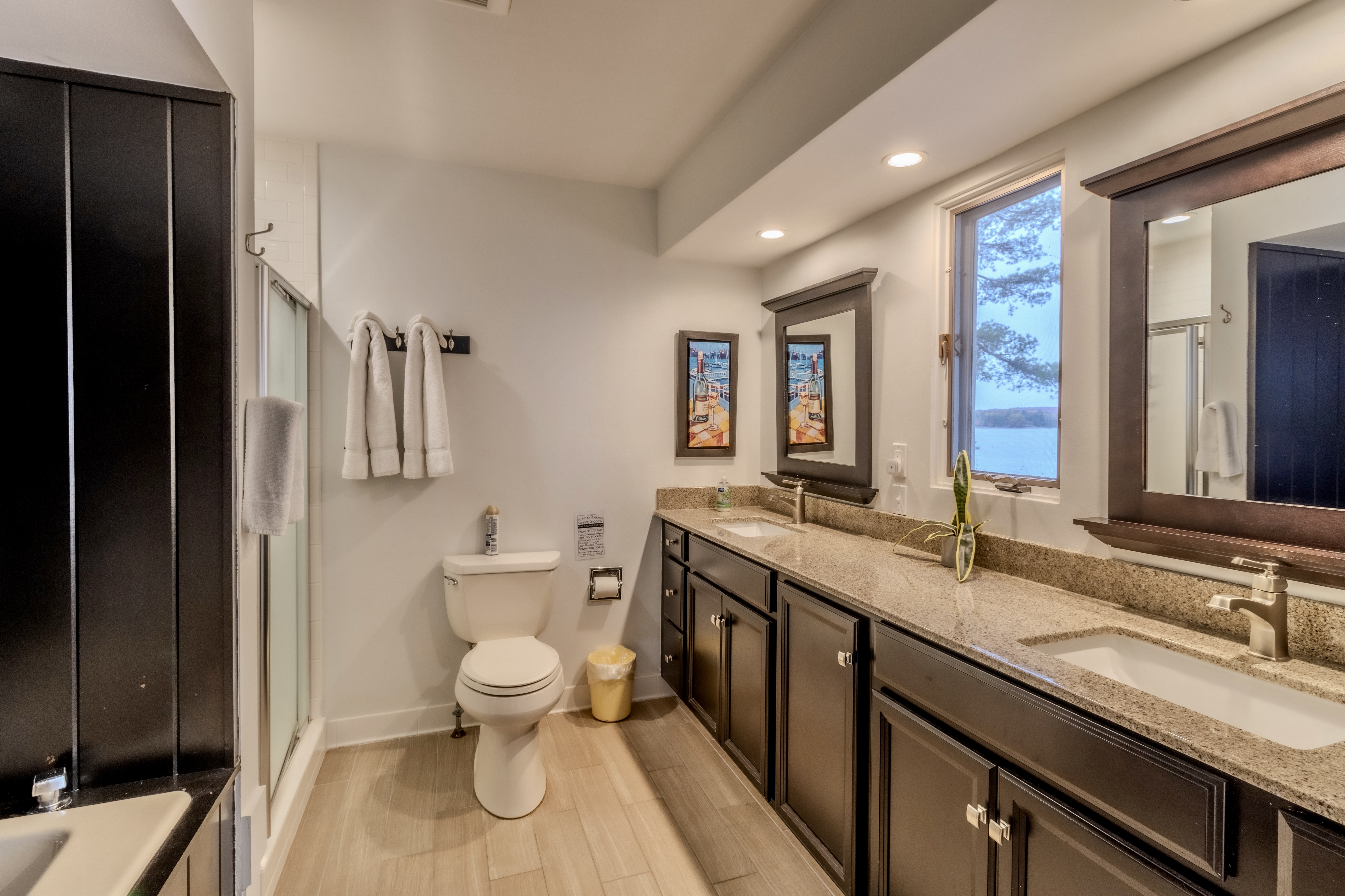 Splendor on Suttons Bay | Photo 3