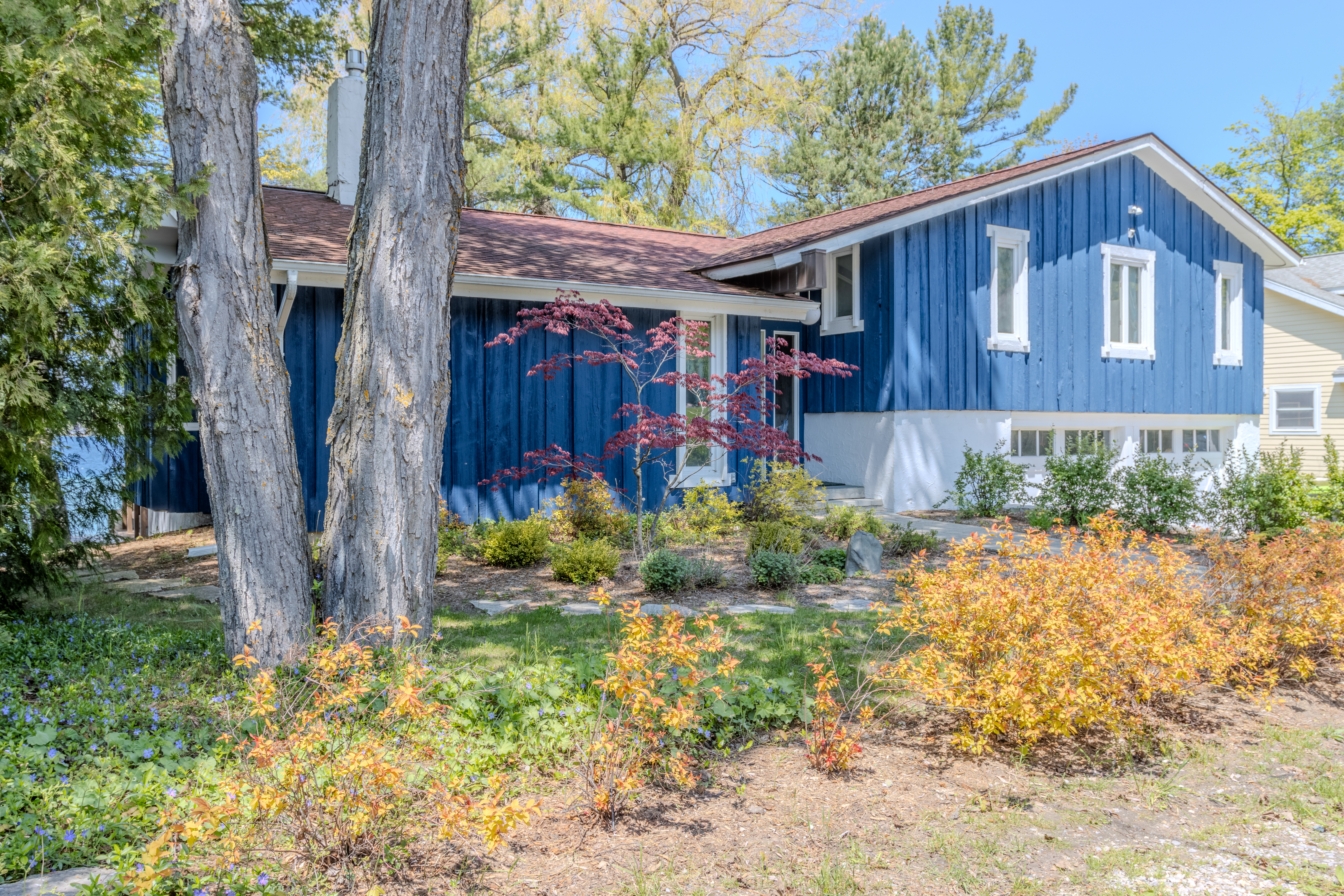 Splendor on Suttons Bay | Photo 128