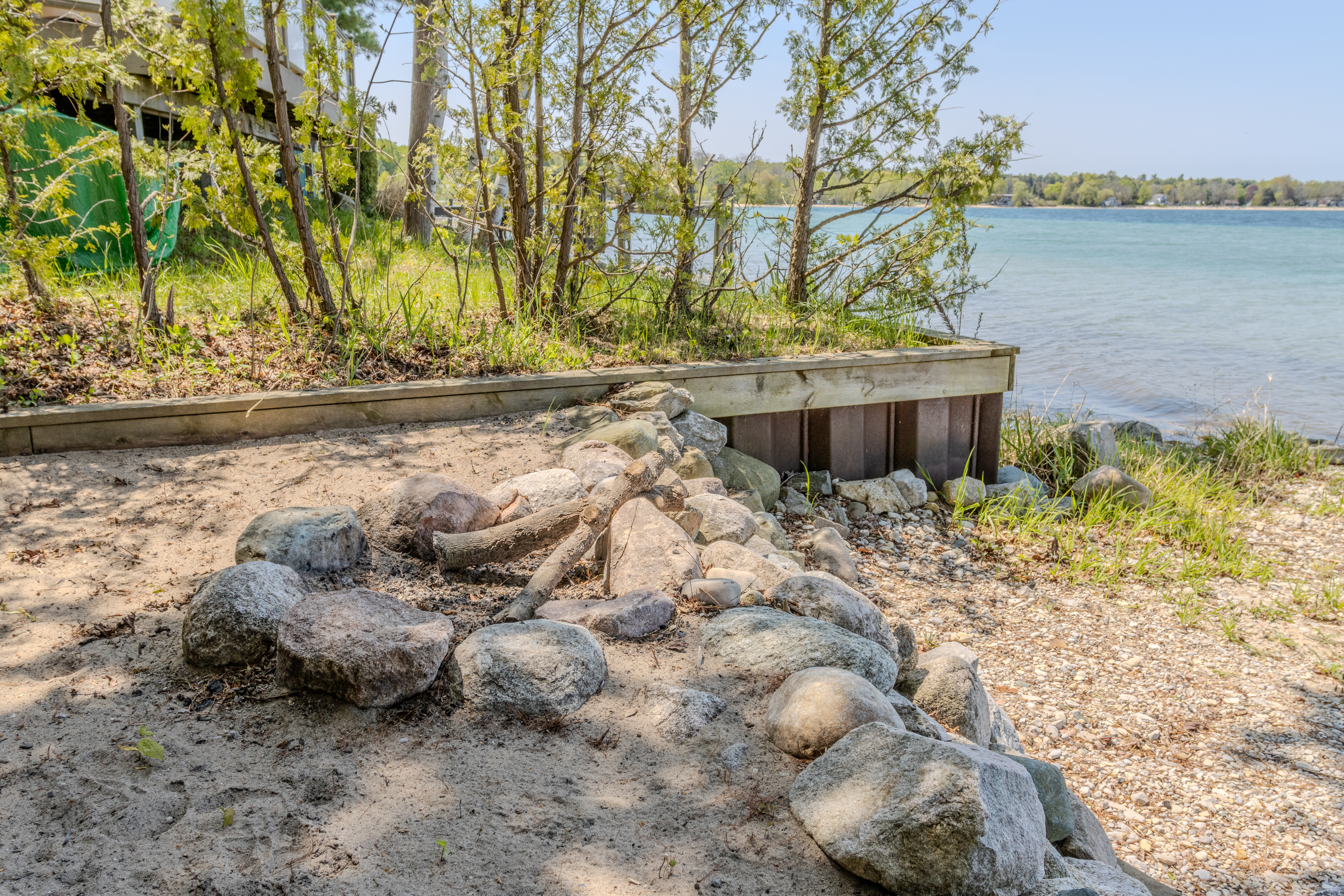 Splendor on Suttons Bay | Photo 103