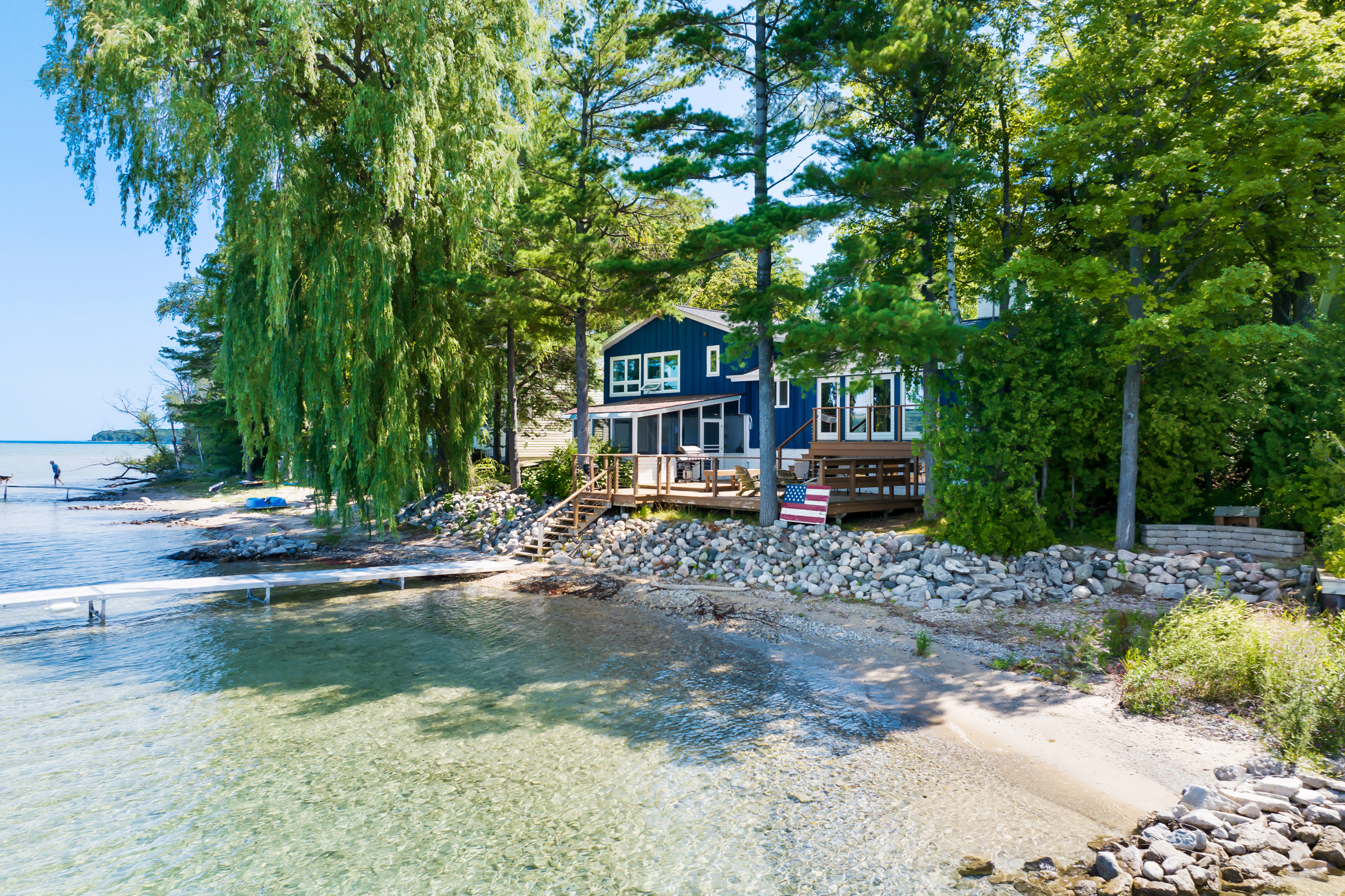 Splendor on Suttons Bay | Photo 45