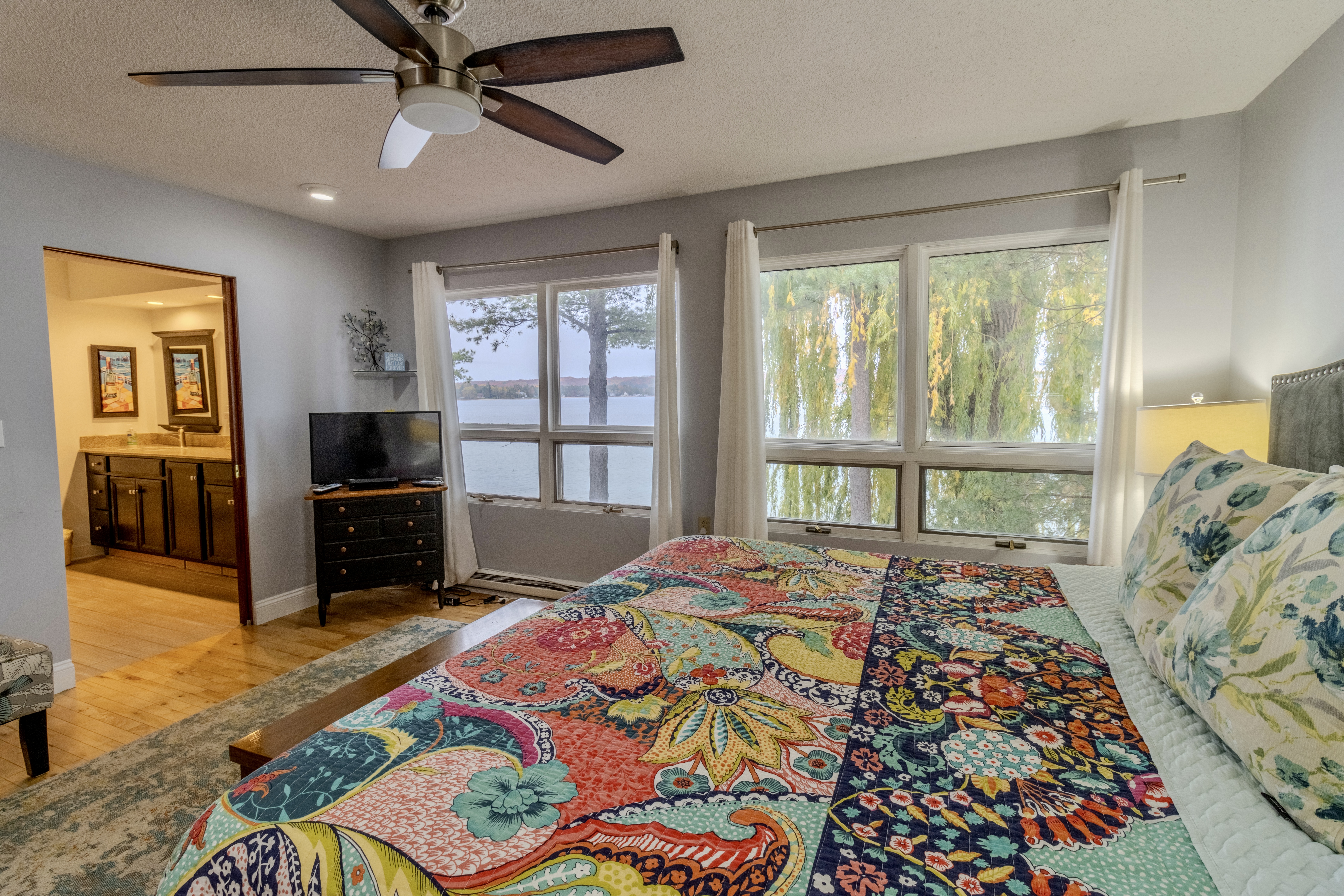 Splendor on Suttons Bay | Photo 67