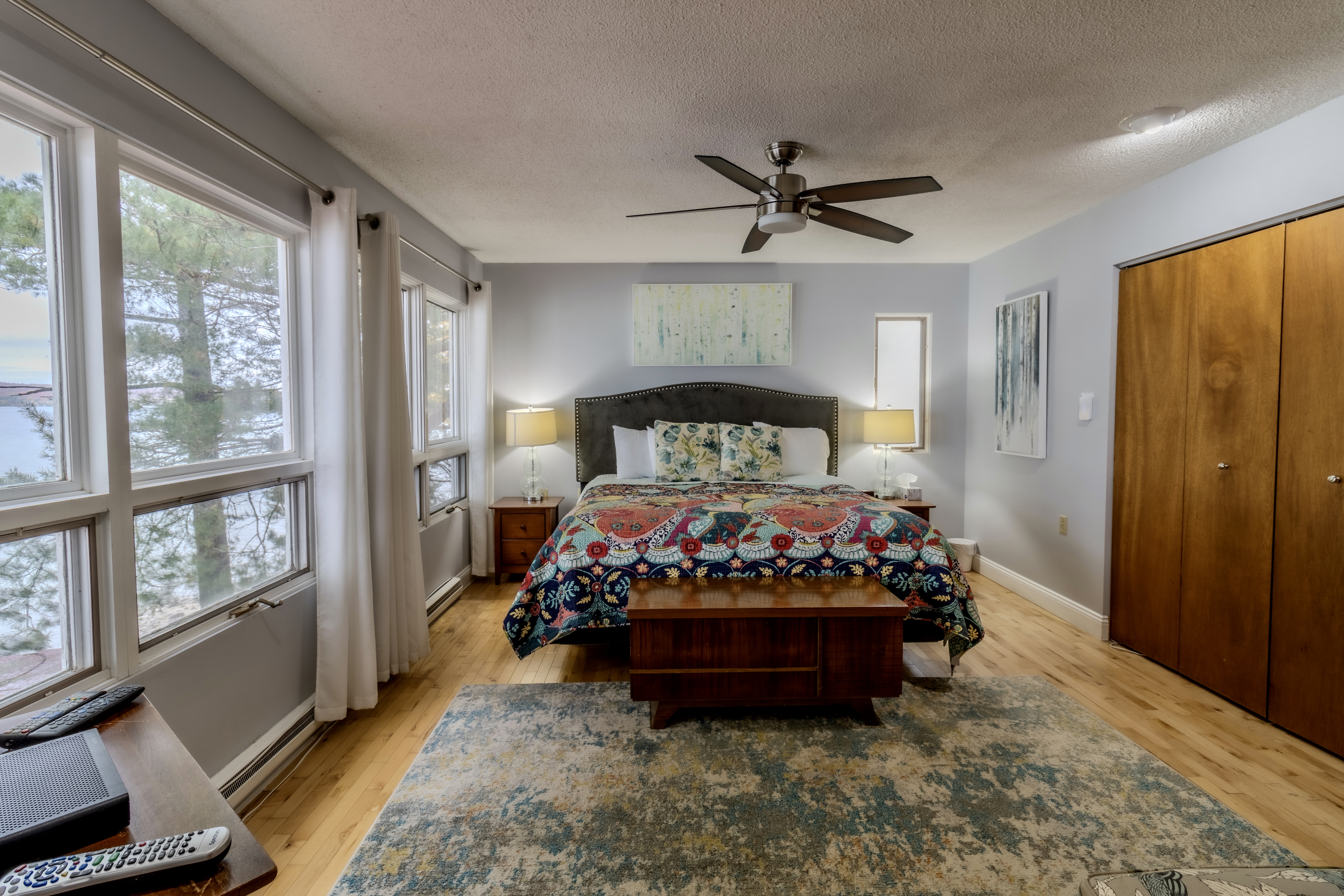 Splendor on Suttons Bay | Photo 26