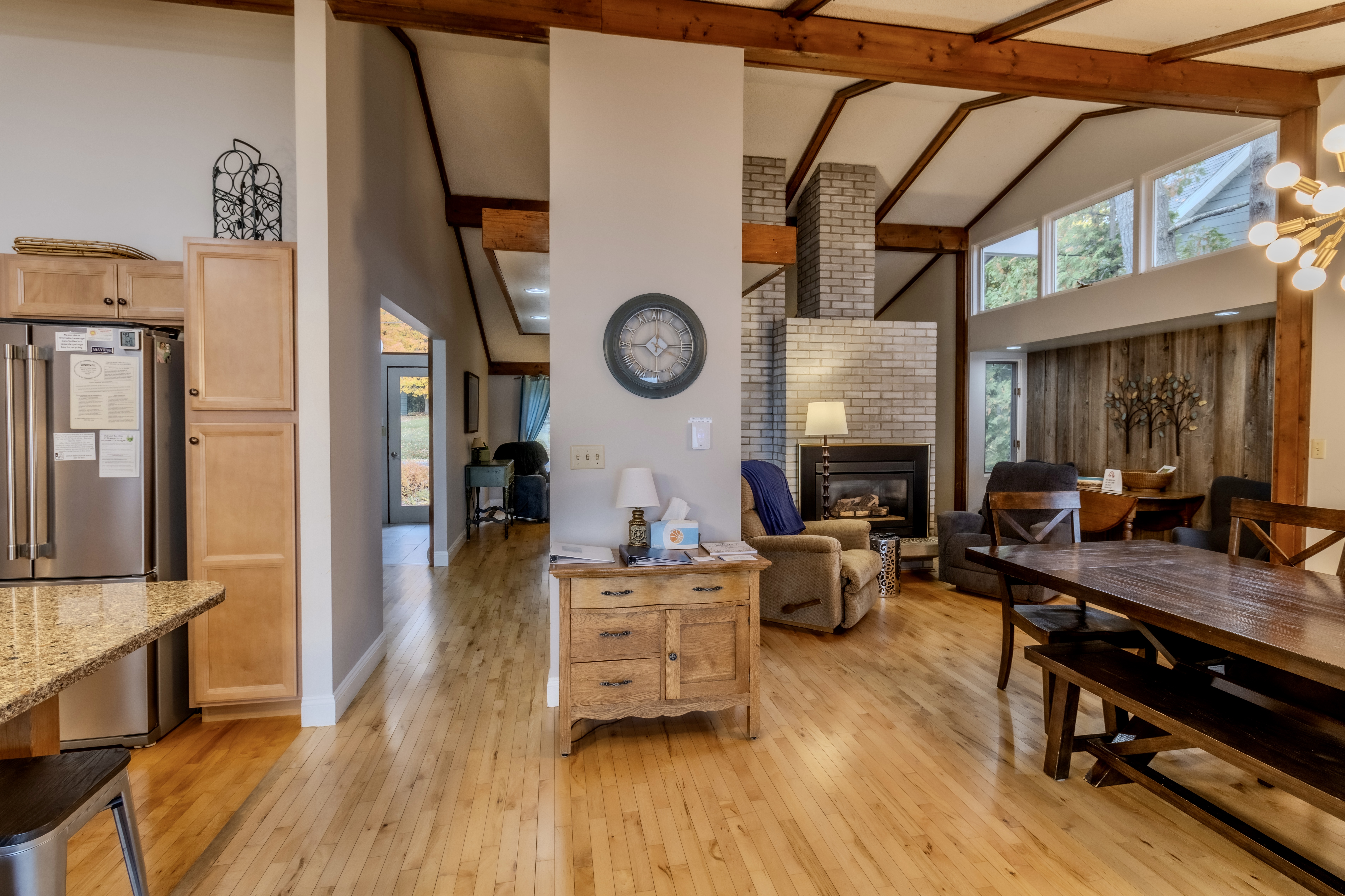 Splendor on Suttons Bay | Photo 16