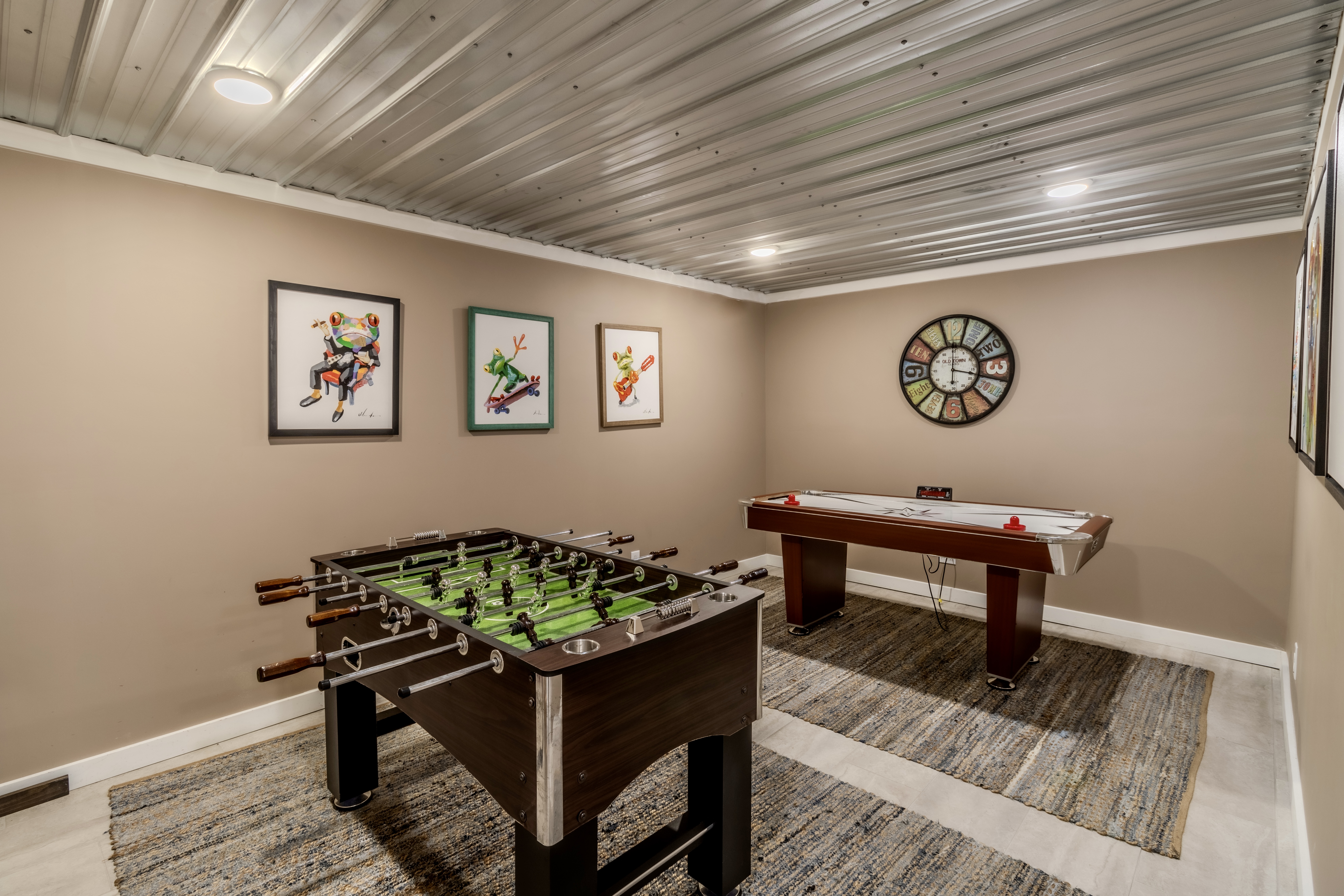 Splendor on Suttons Bay | Photo 15