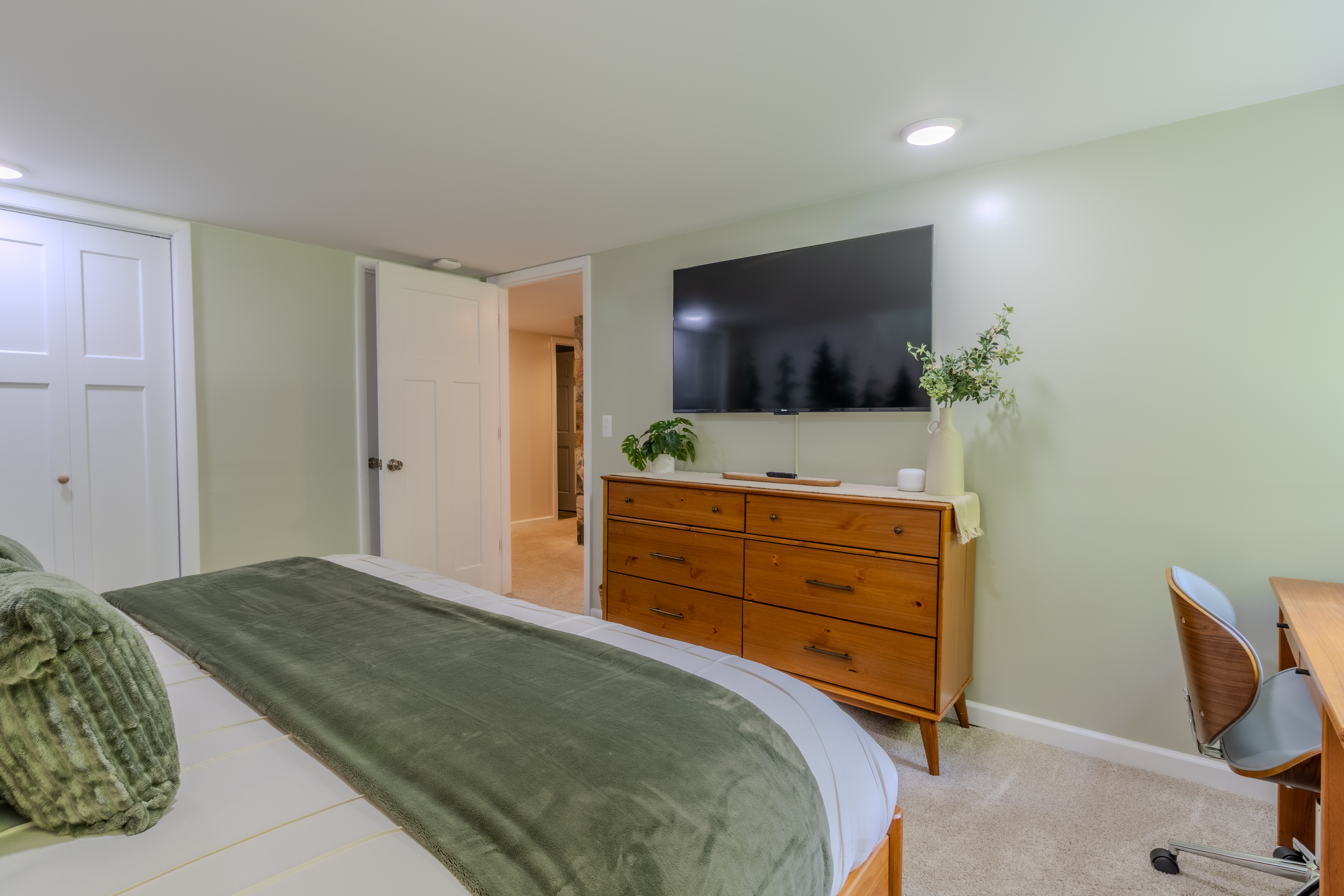 Violet's View | Photo 99