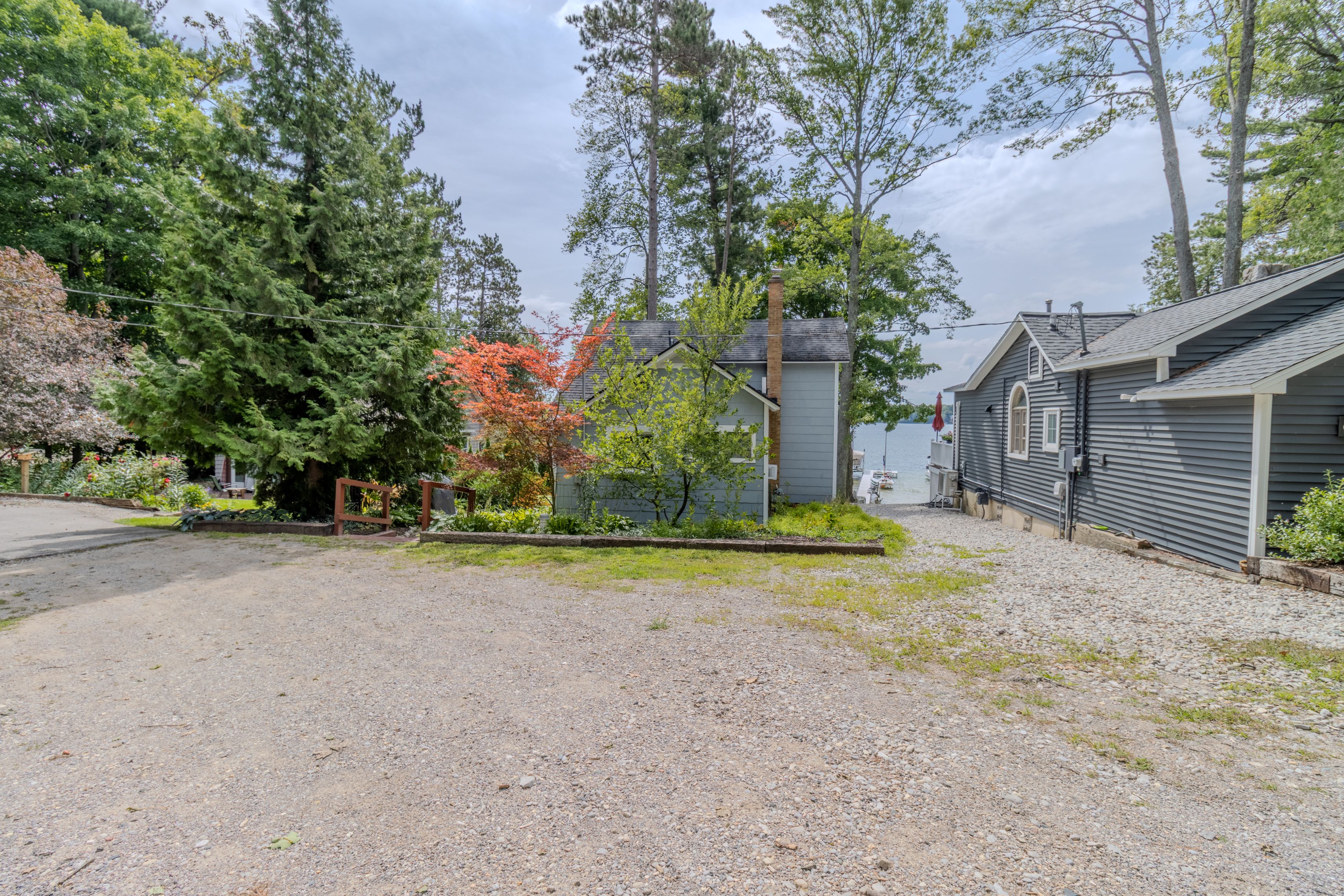 Cozy Cottage | Photo 18