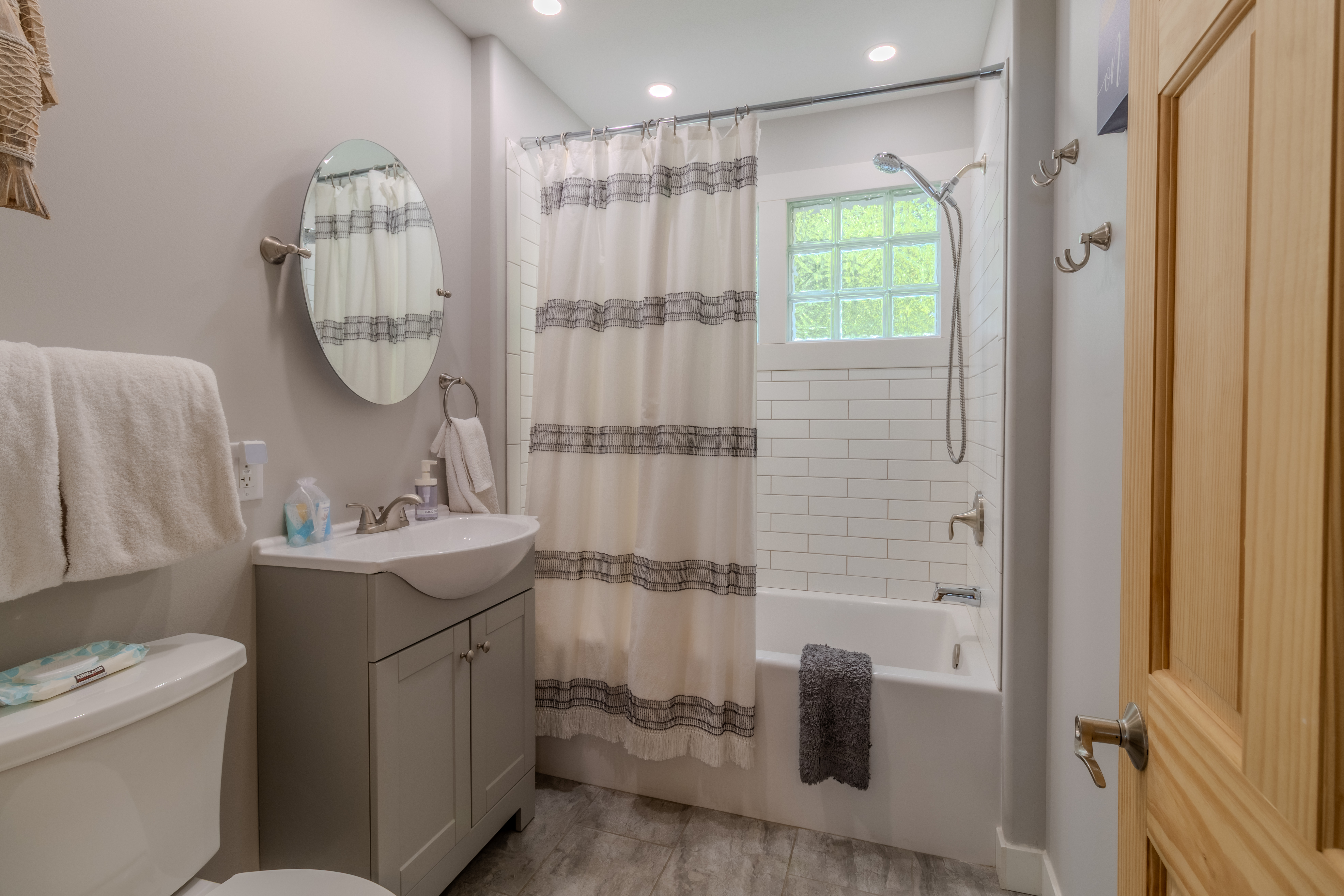 Cozy Cottage | Photo 30