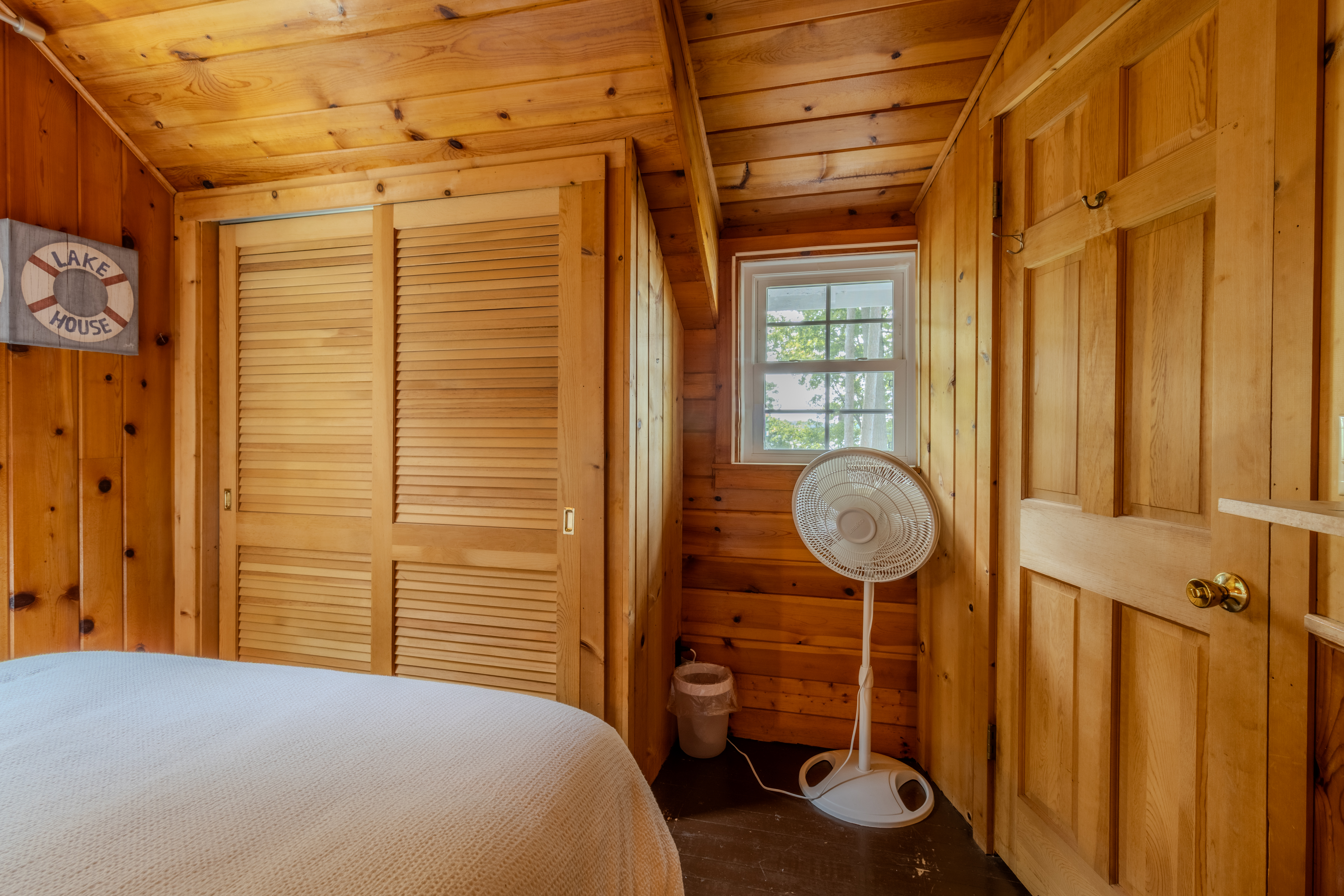 Cozy Cottage | Photo 48