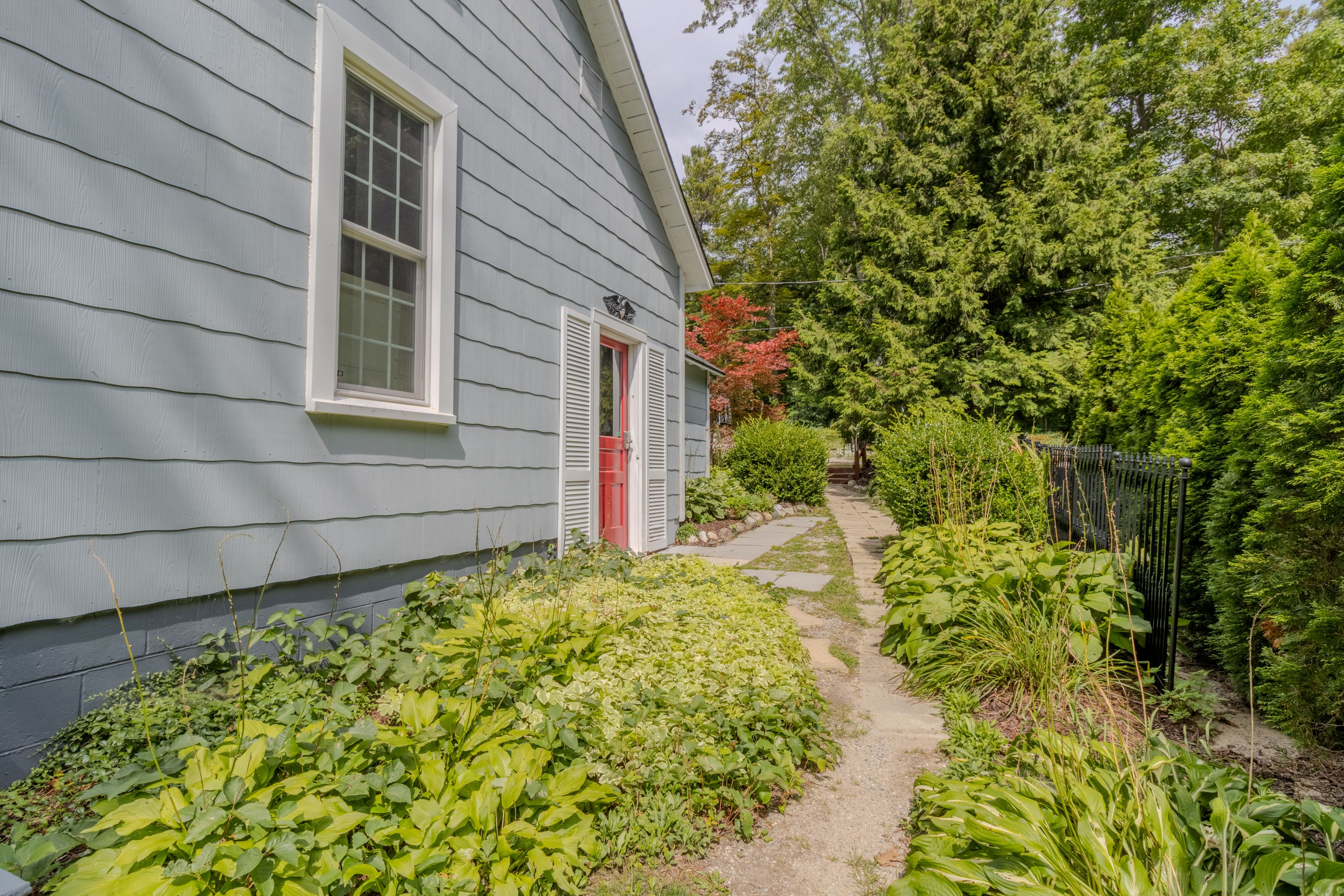 Cozy Cottage | Photo 7