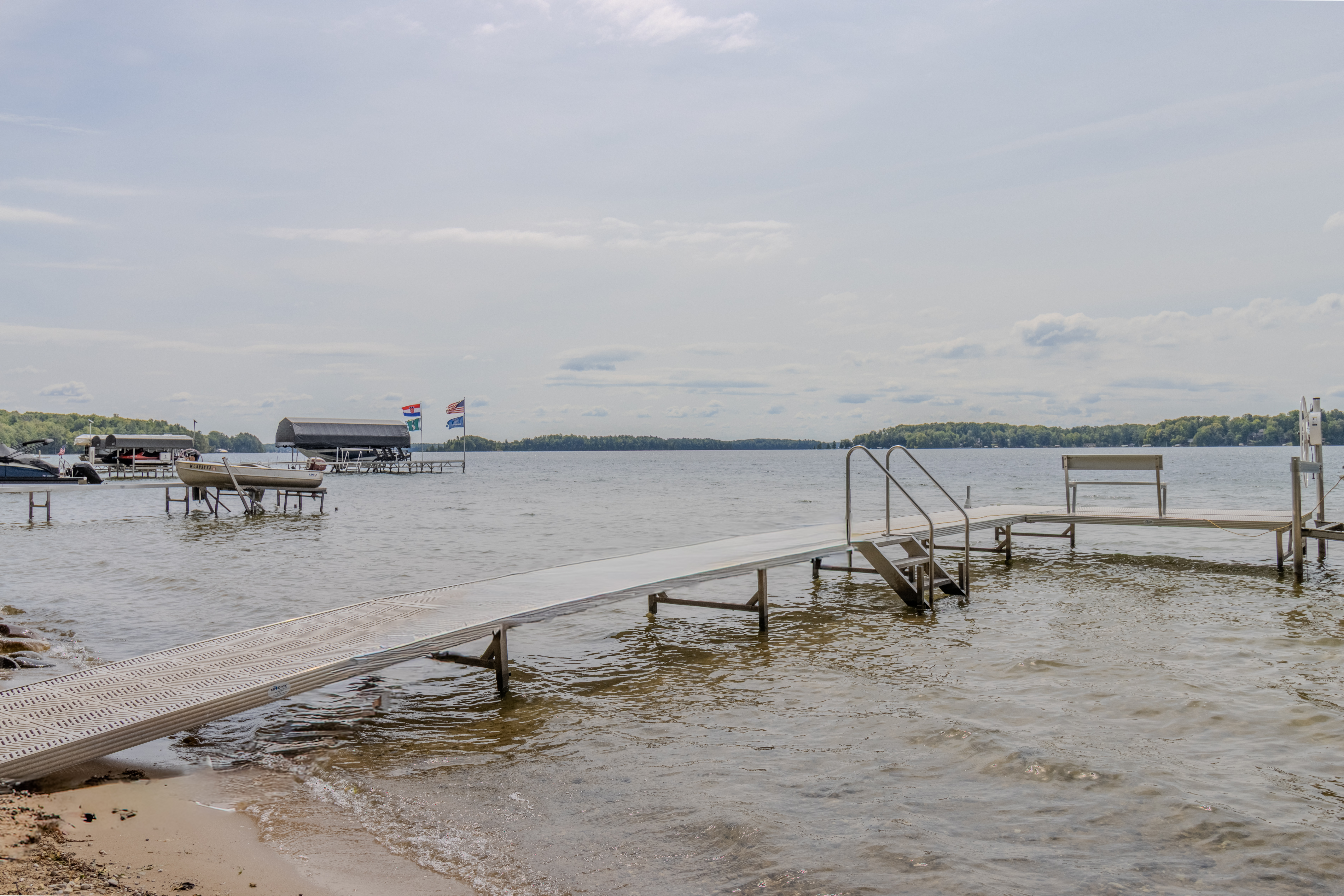 Cozy Cottage | Photo 34