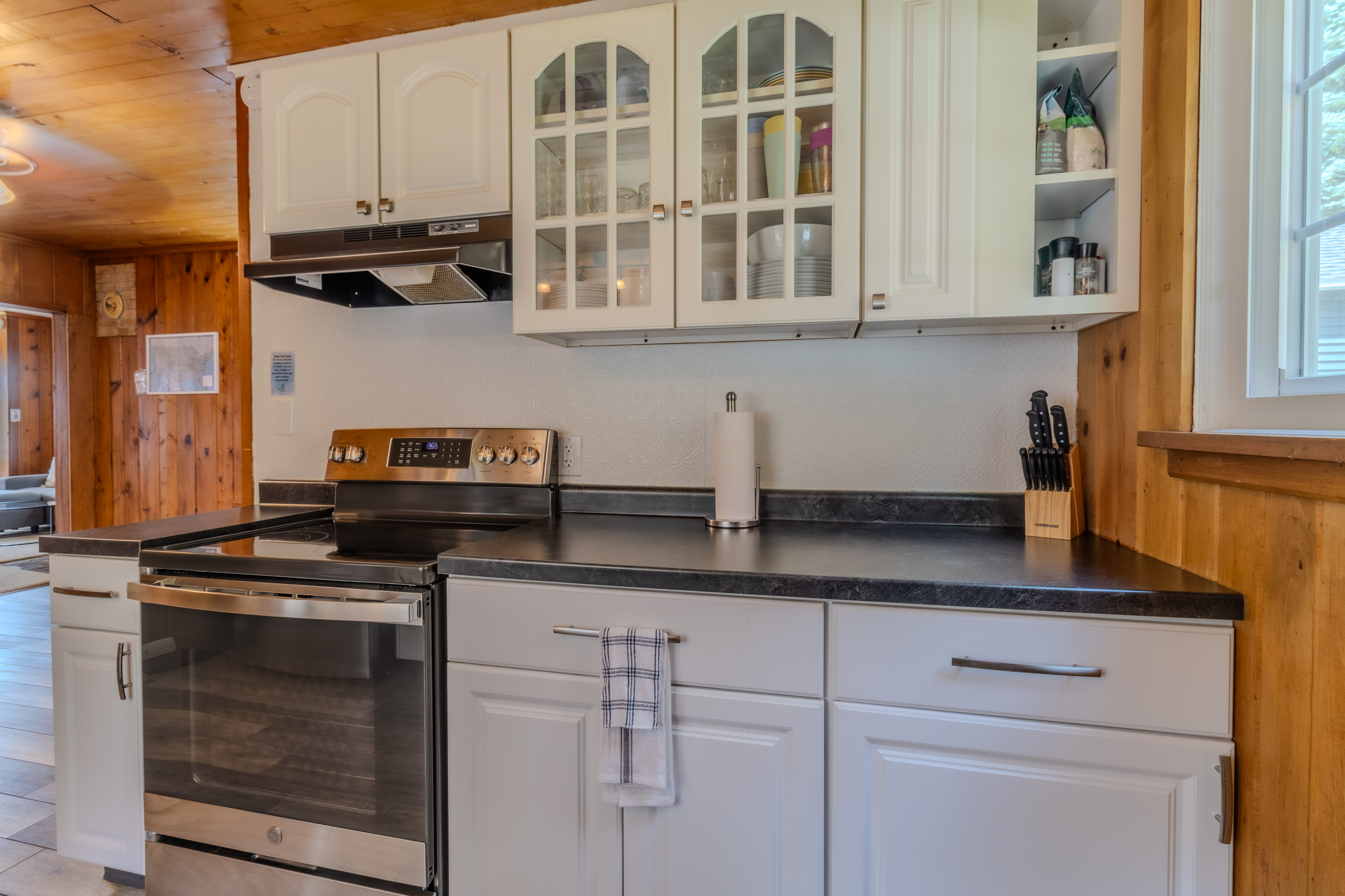 Cozy Cottage | Photo 31