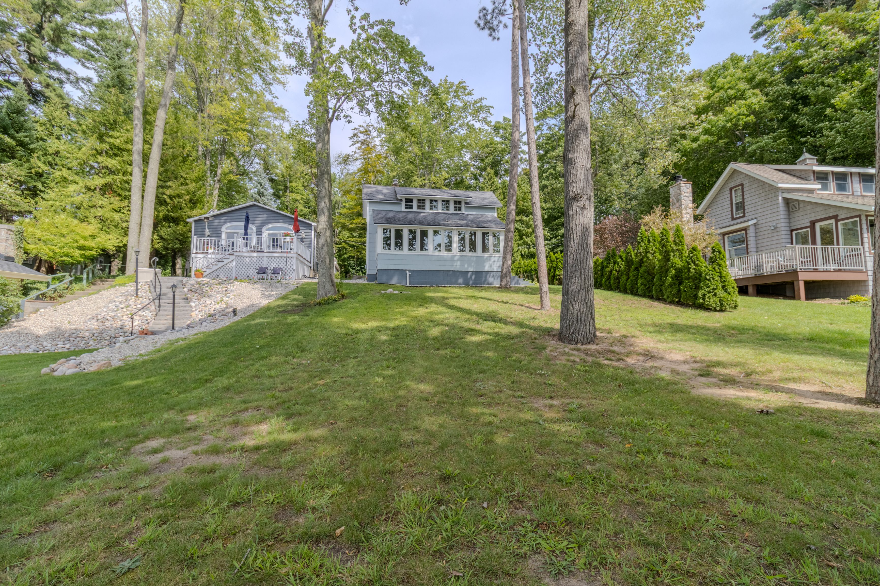 Cozy Cottage | Photo 17