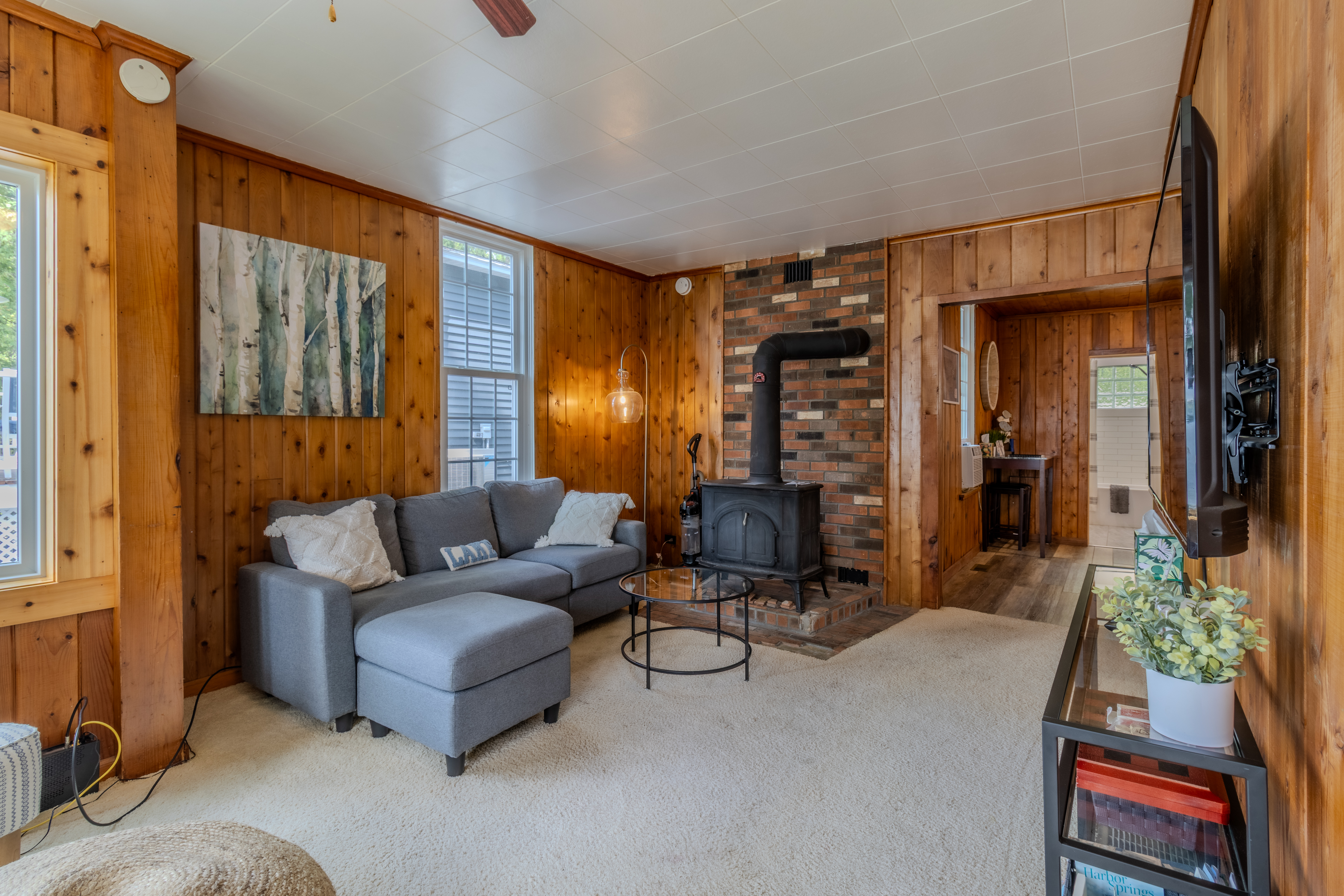 Cozy Cottage | Photo 55