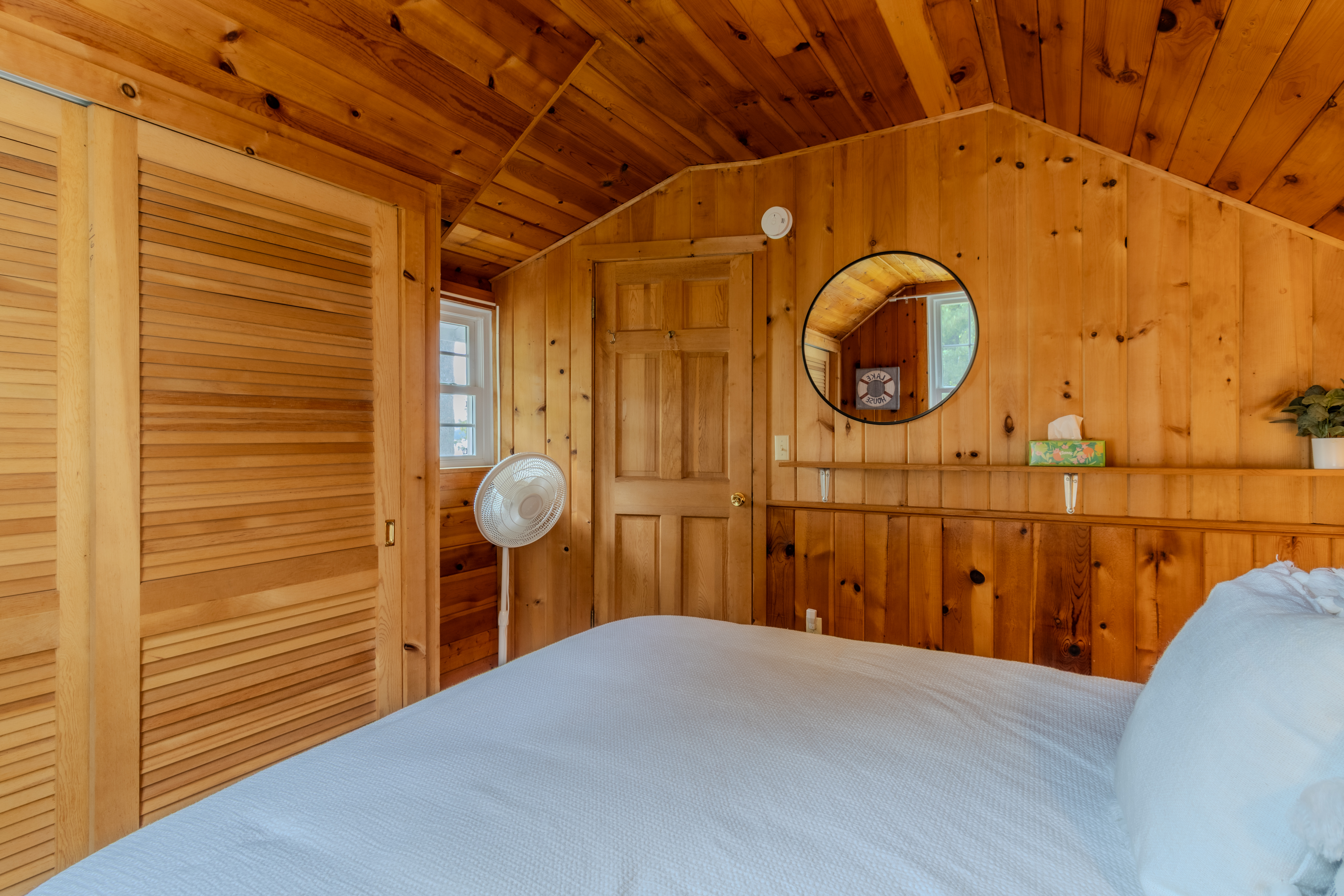 Cozy Cottage | Photo 35