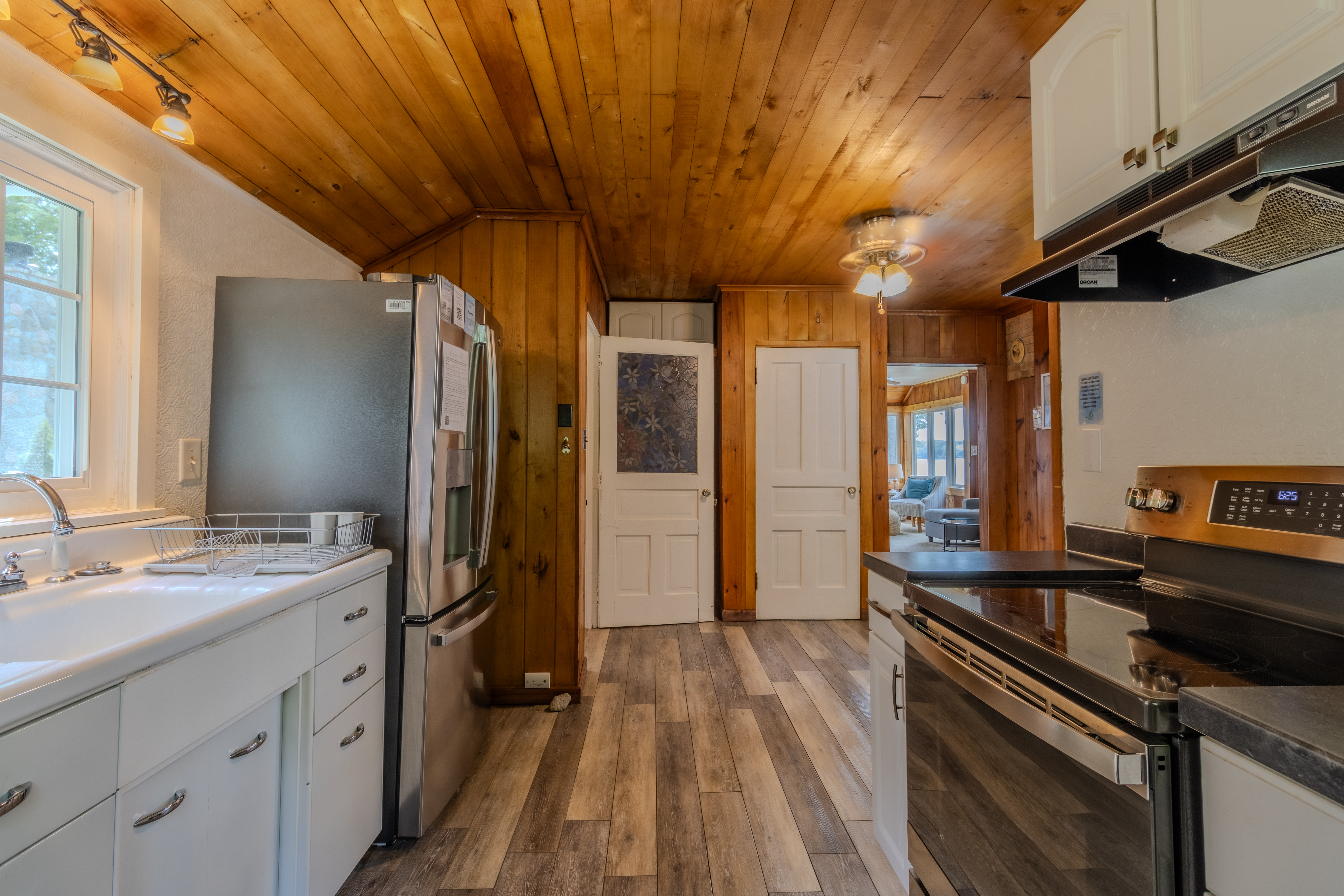 Cozy Cottage | Photo 37