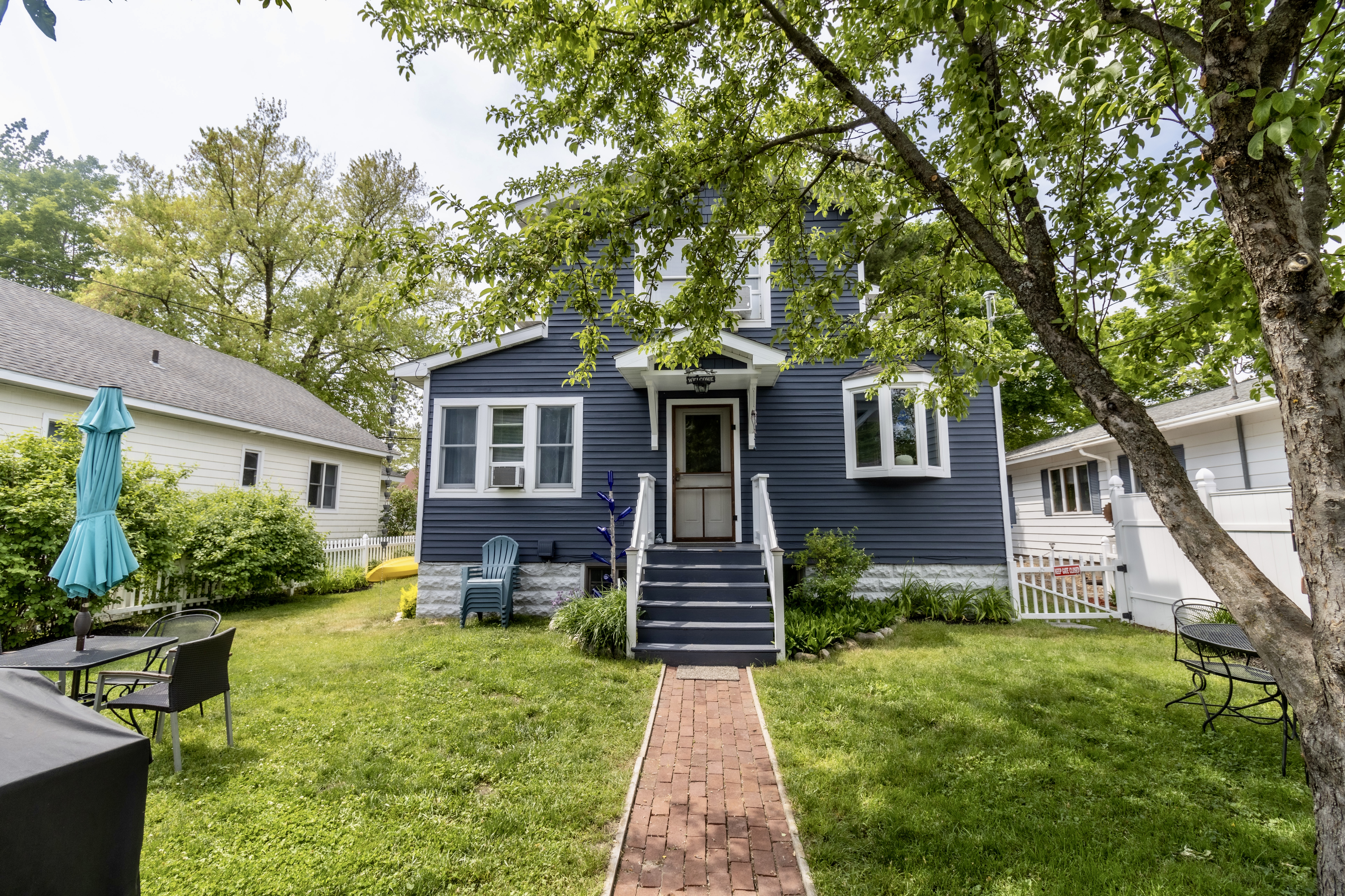 Downtown Beulah Beauty | Photo 65